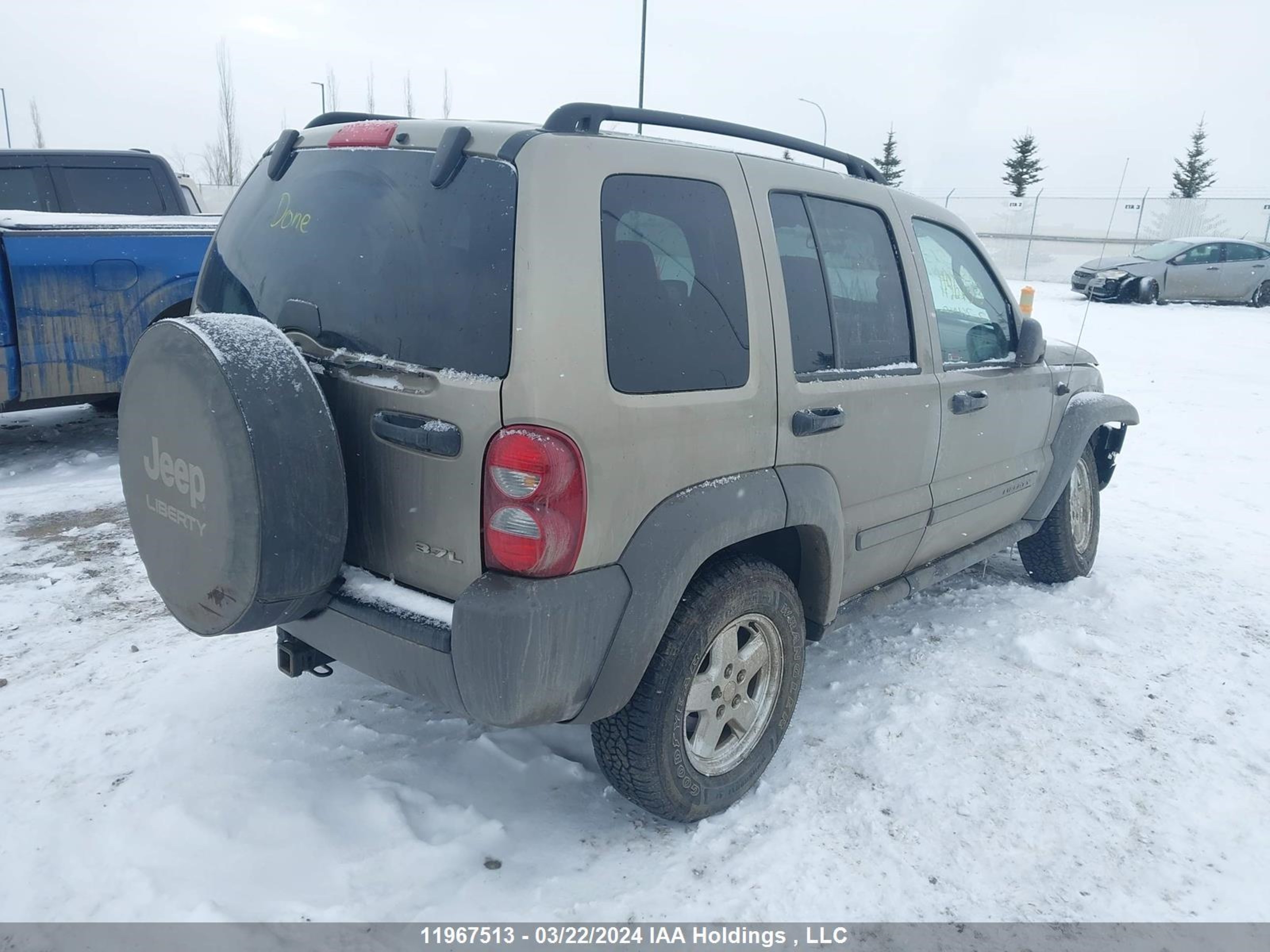 Photo 3 VIN: 1J4GL48K87W639912 - JEEP LIBERTY (NORTH AMERICA) 