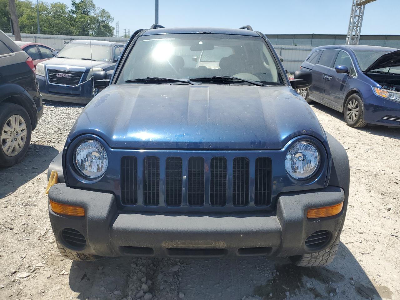 Photo 4 VIN: 1J4GL48K94W243824 - JEEP LIBERTY (NORTH AMERICA) 