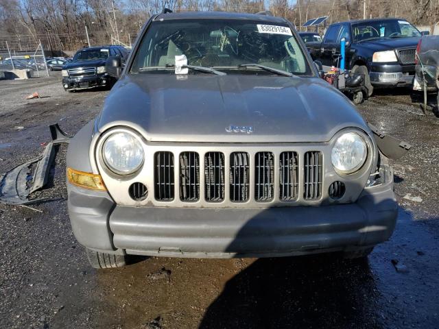 Photo 4 VIN: 1J4GL48K96W265213 - JEEP LIBERTY SP 