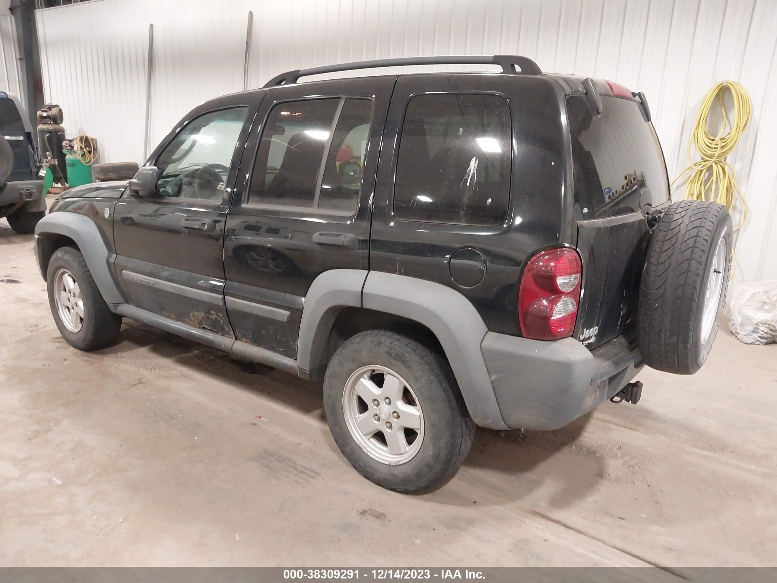 Photo 2 VIN: 1J4GL48K97W537860 - JEEP LIBERTY (NORTH AMERICA) 