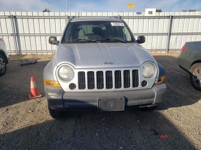 Photo 4 VIN: 1J4GL48K97W670795 - JEEP LIBERTY 