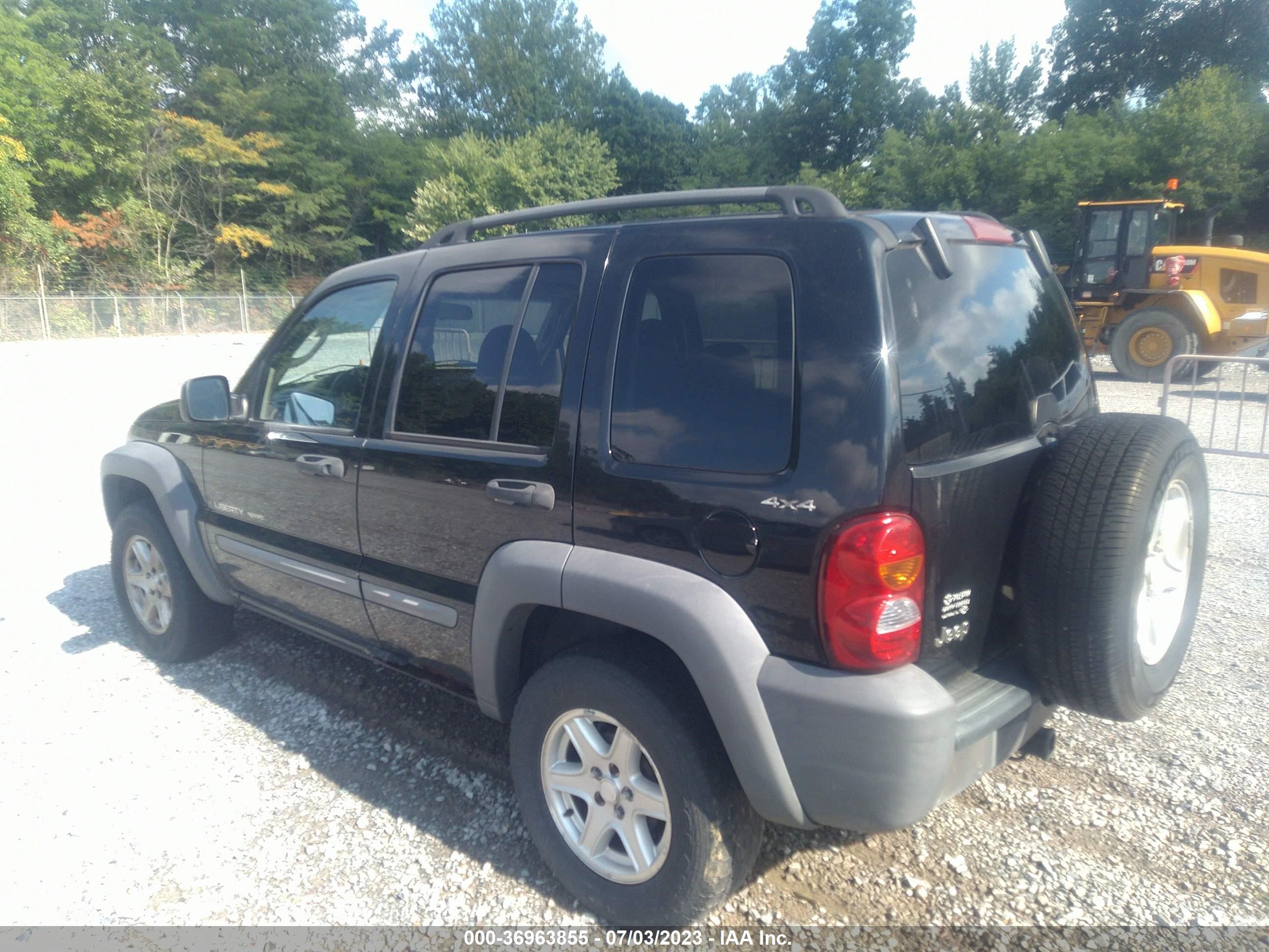 Photo 2 VIN: 1J4GL48KX2W151537 - JEEP LIBERTY (NORTH AMERICA) 