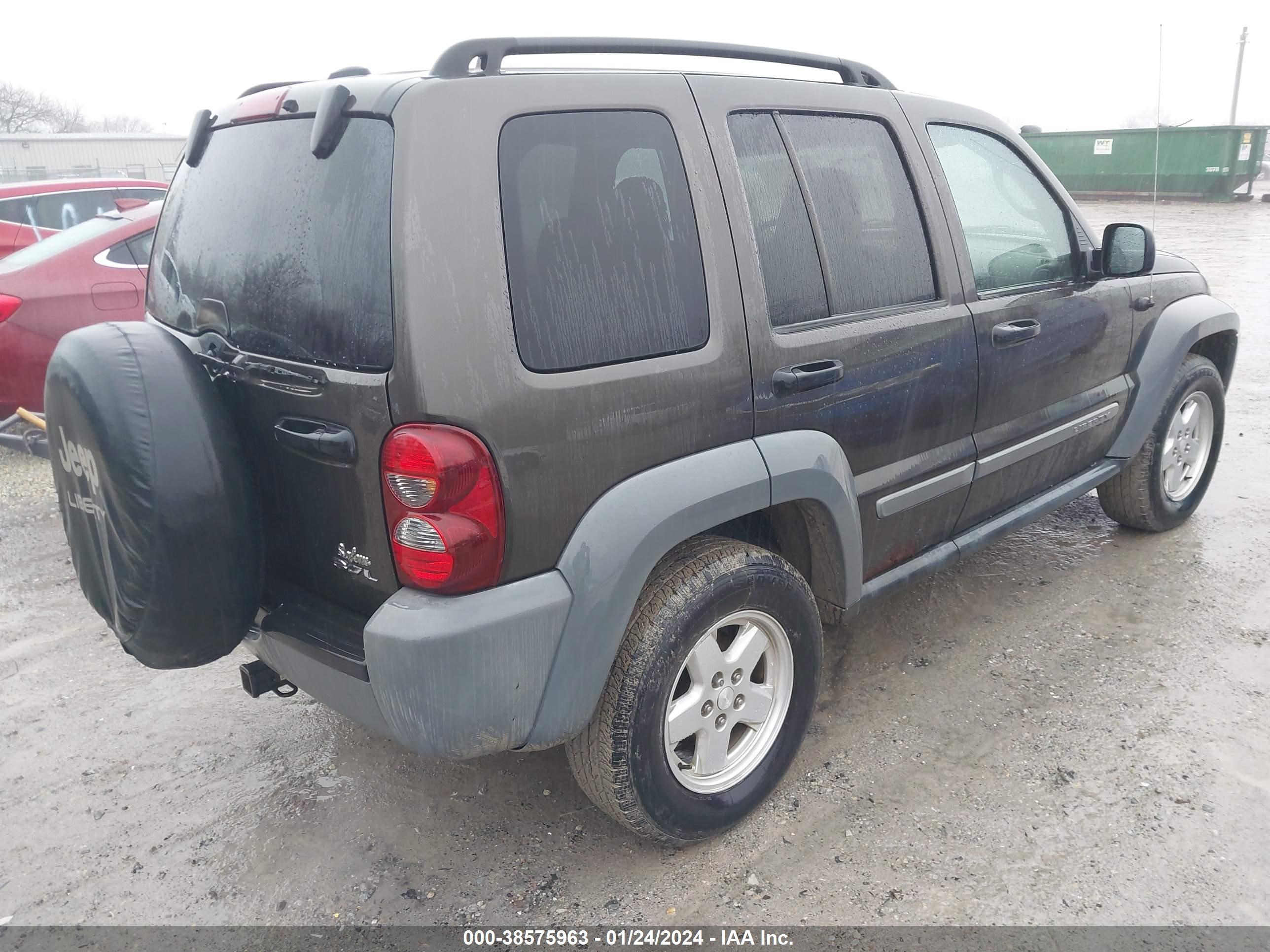 Photo 3 VIN: 1J4GL48KX5W520515 - JEEP LIBERTY (NORTH AMERICA) 