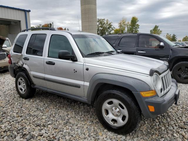 Photo 3 VIN: 1J4GL48KX6W250302 - JEEP LIBERTY 