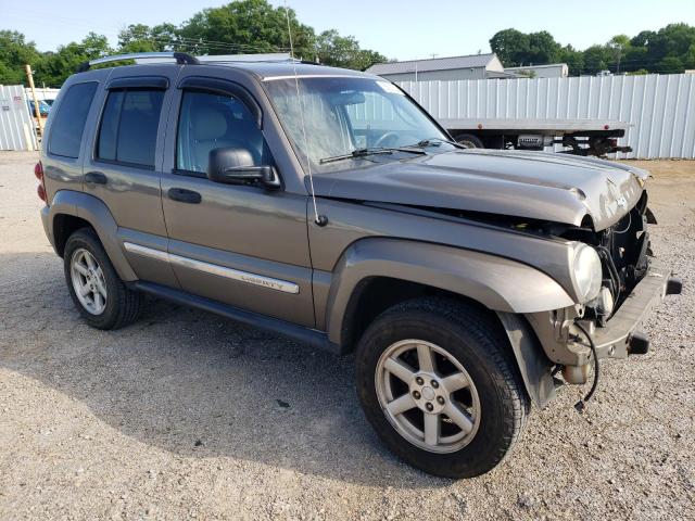 Photo 3 VIN: 1J4GL58K15W684614 - JEEP LIBERTY 