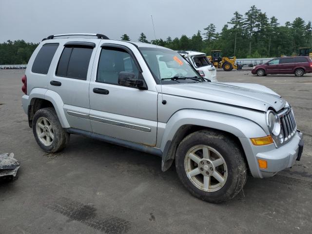 Photo 3 VIN: 1J4GL58K15W702187 - JEEP LIBERTY 