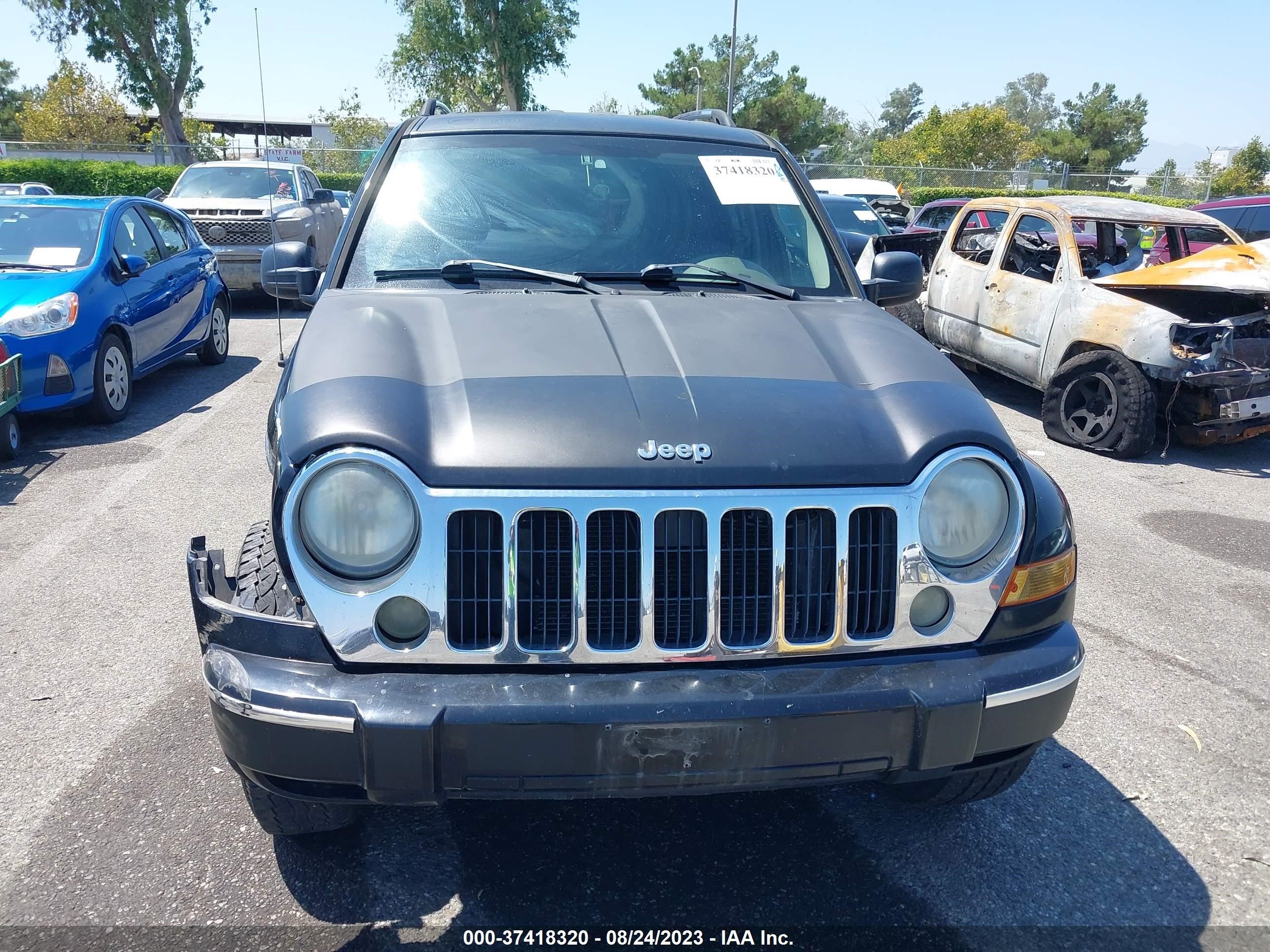 Photo 11 VIN: 1J4GL58K26W176332 - JEEP LIBERTY (NORTH AMERICA) 