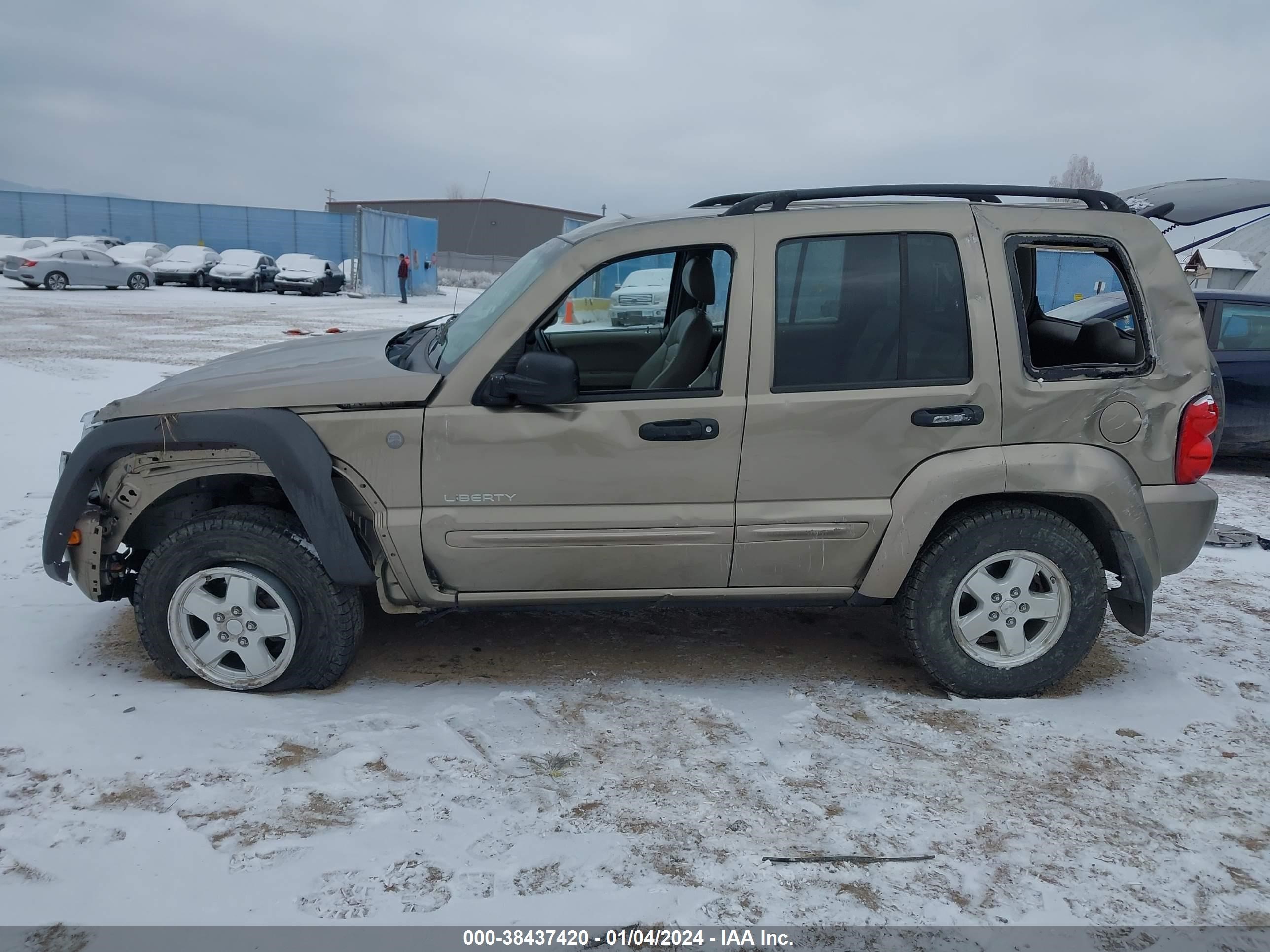 Photo 13 VIN: 1J4GL58K44W110586 - JEEP LIBERTY (NORTH AMERICA) 