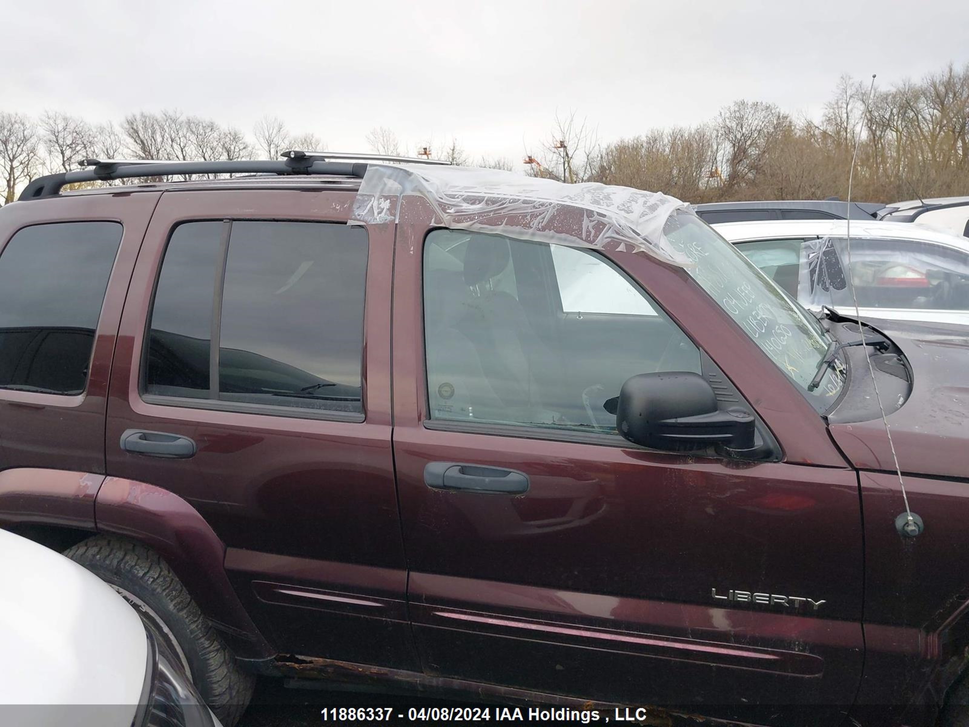 Photo 12 VIN: 1J4GL58K54W140650 - JEEP LIBERTY (NORTH AMERICA) 