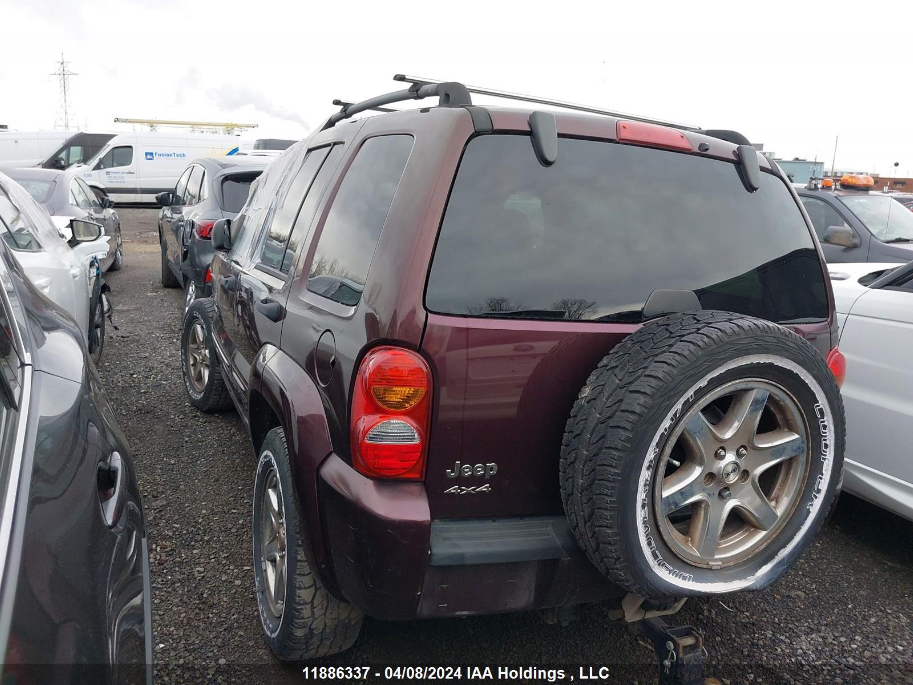 Photo 2 VIN: 1J4GL58K54W140650 - JEEP LIBERTY (NORTH AMERICA) 