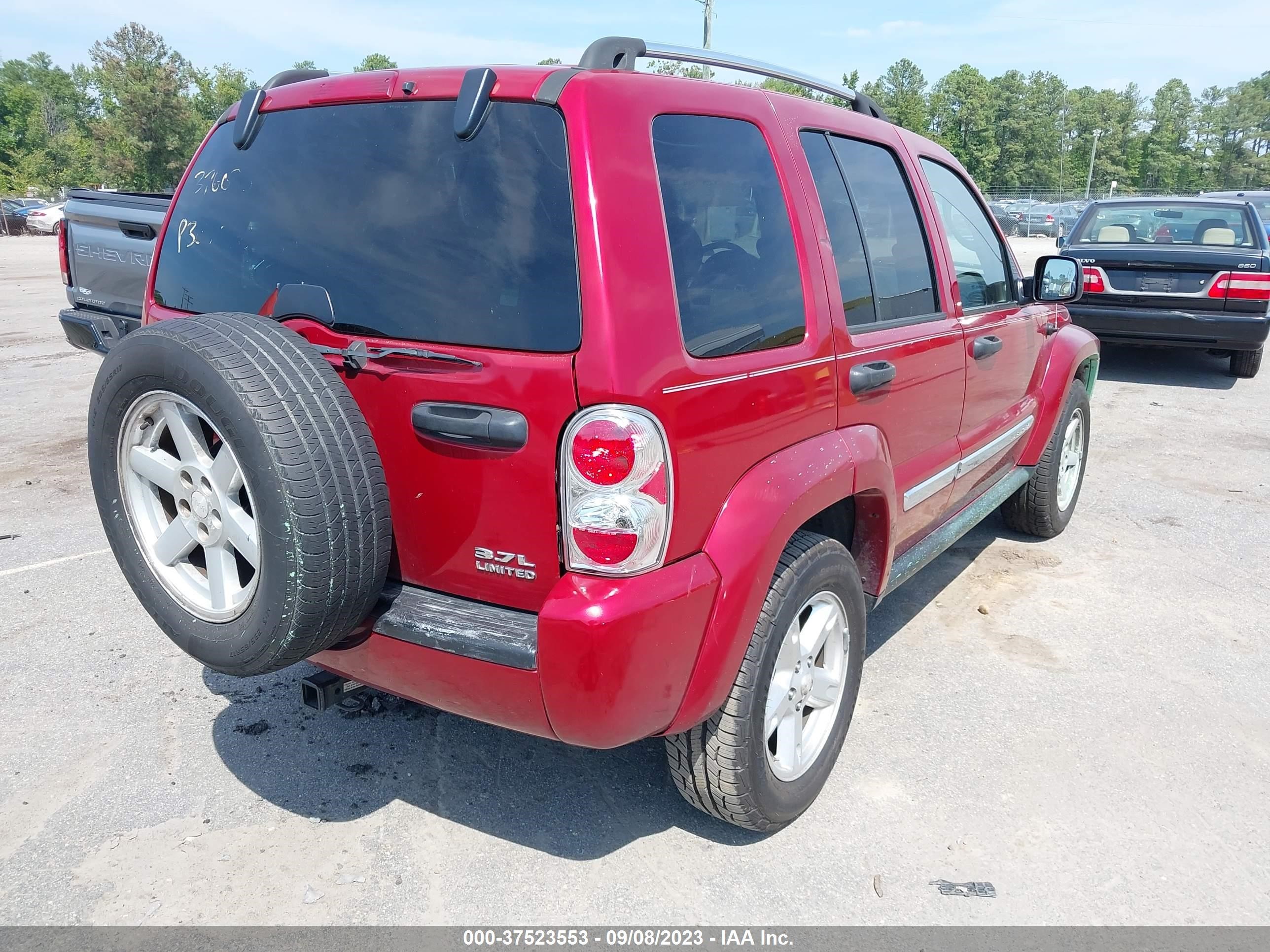 Photo 3 VIN: 1J4GL58K85W678499 - JEEP LIBERTY (NORTH AMERICA) 