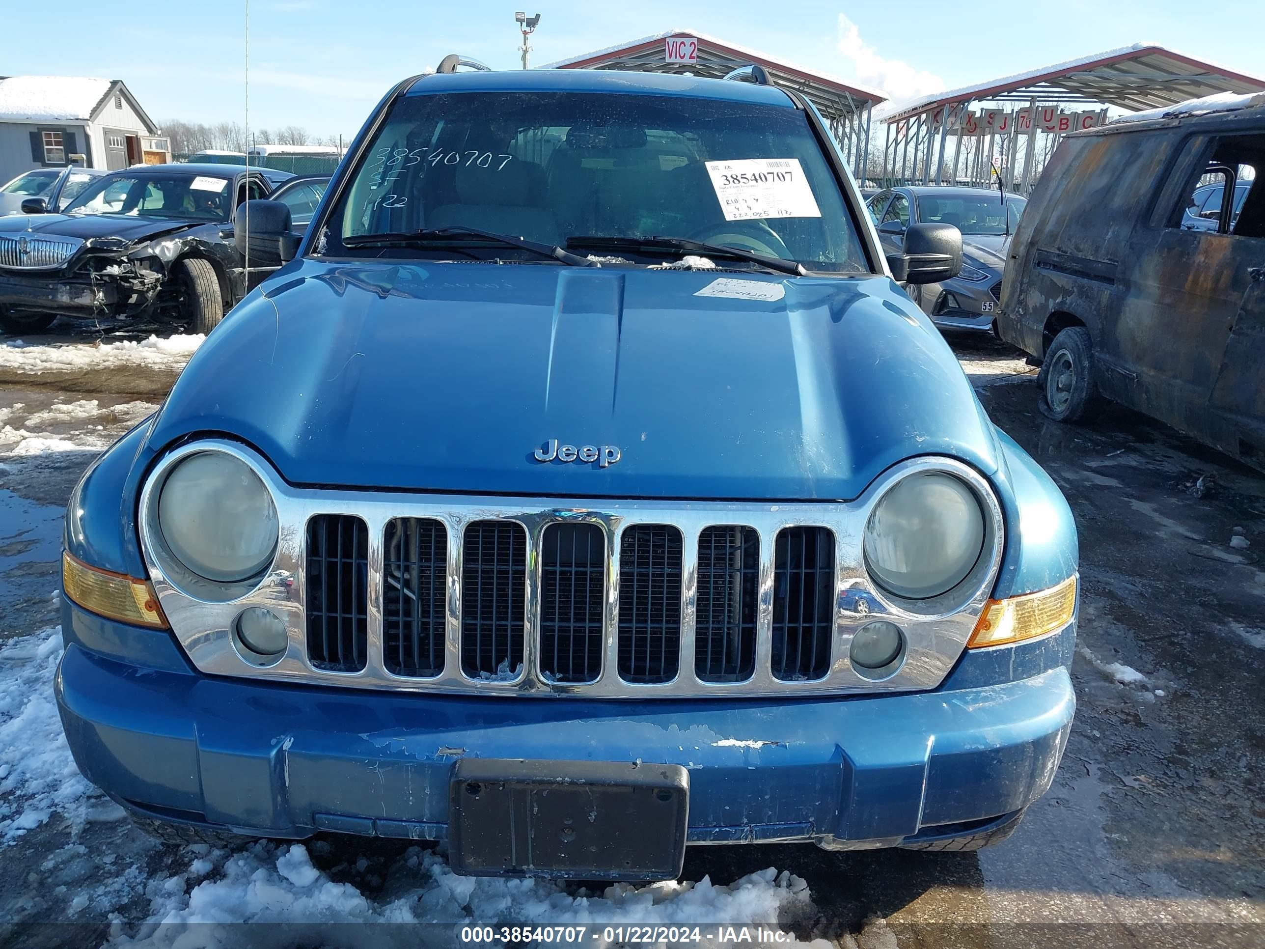 Photo 11 VIN: 1J4GL58K95W511973 - JEEP LIBERTY (NORTH AMERICA) 