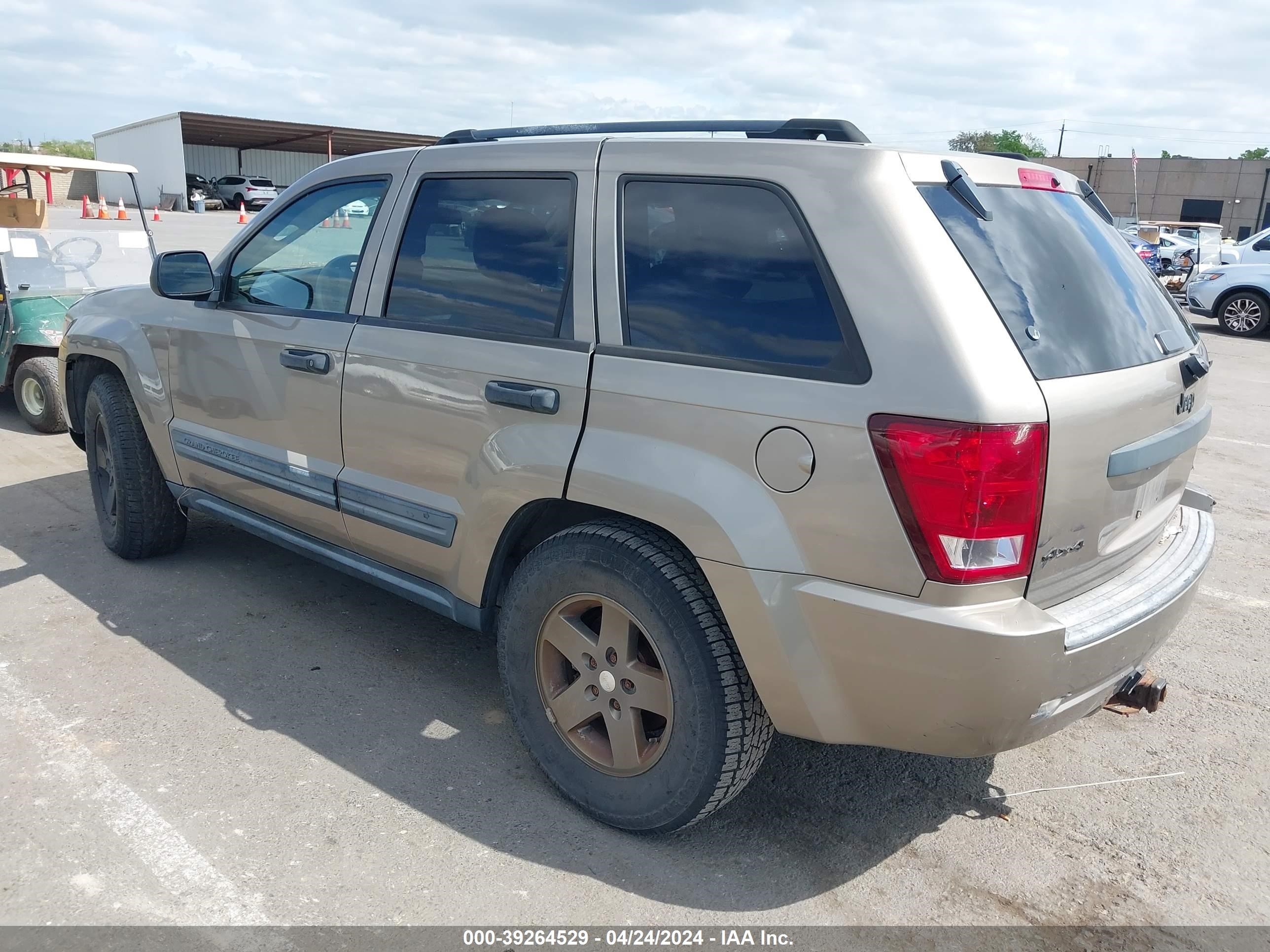 Photo 2 VIN: 1J4GR48K05C580626 - JEEP GRAND CHEROKEE 