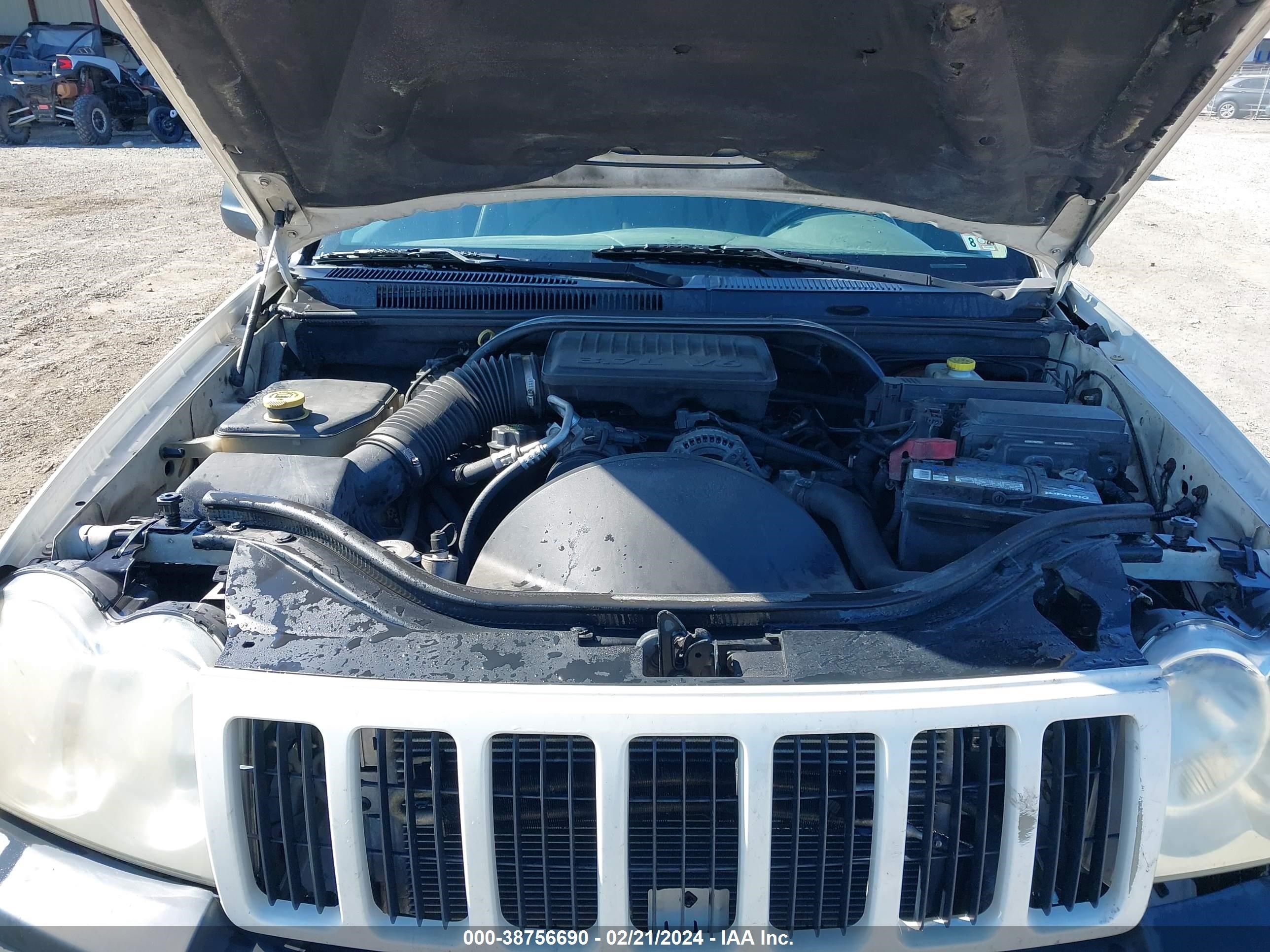 Photo 9 VIN: 1J4GR48K15C697082 - JEEP GRAND CHEROKEE 