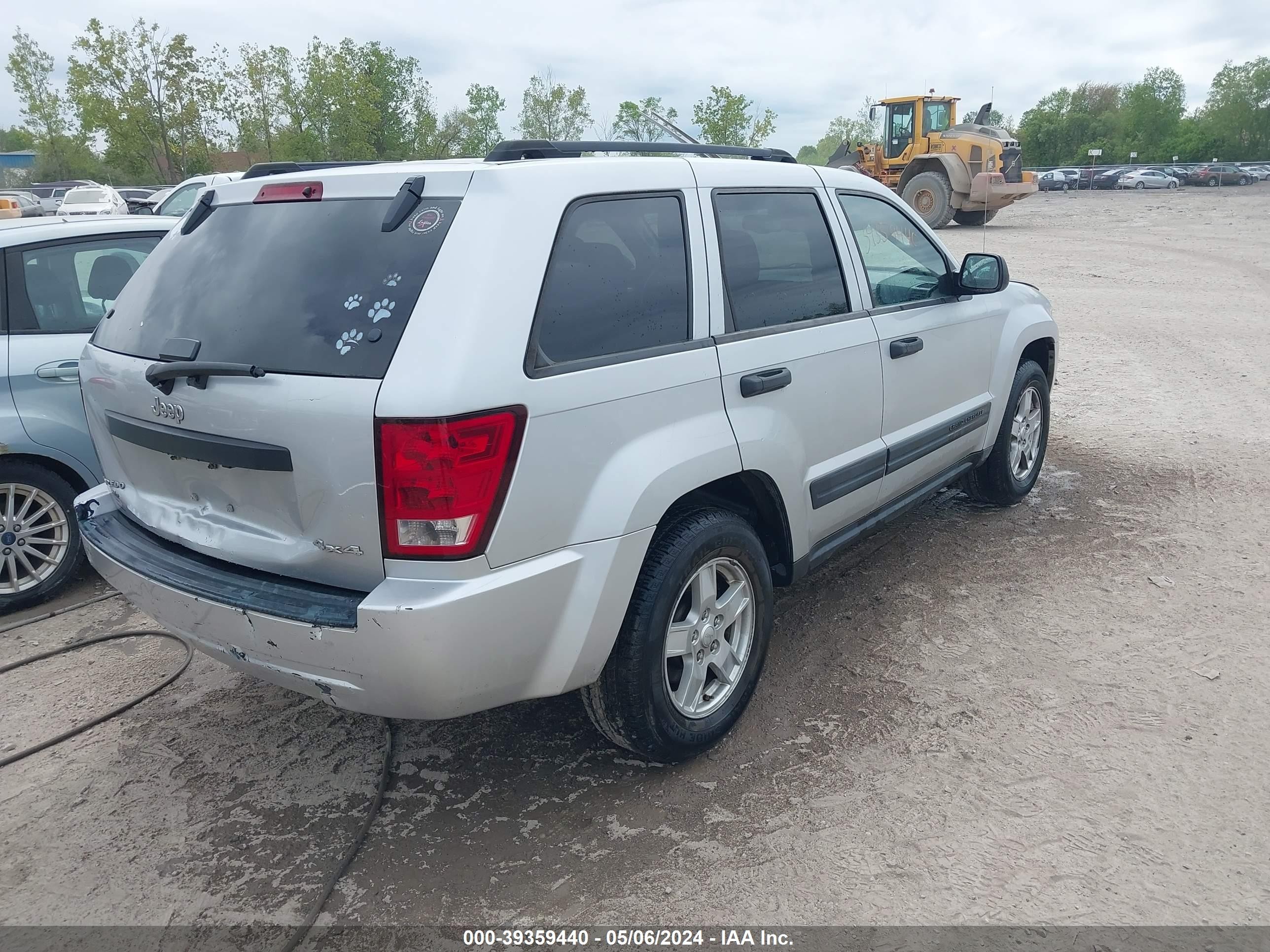 Photo 3 VIN: 1J4GR48K25C508620 - JEEP GRAND CHEROKEE 