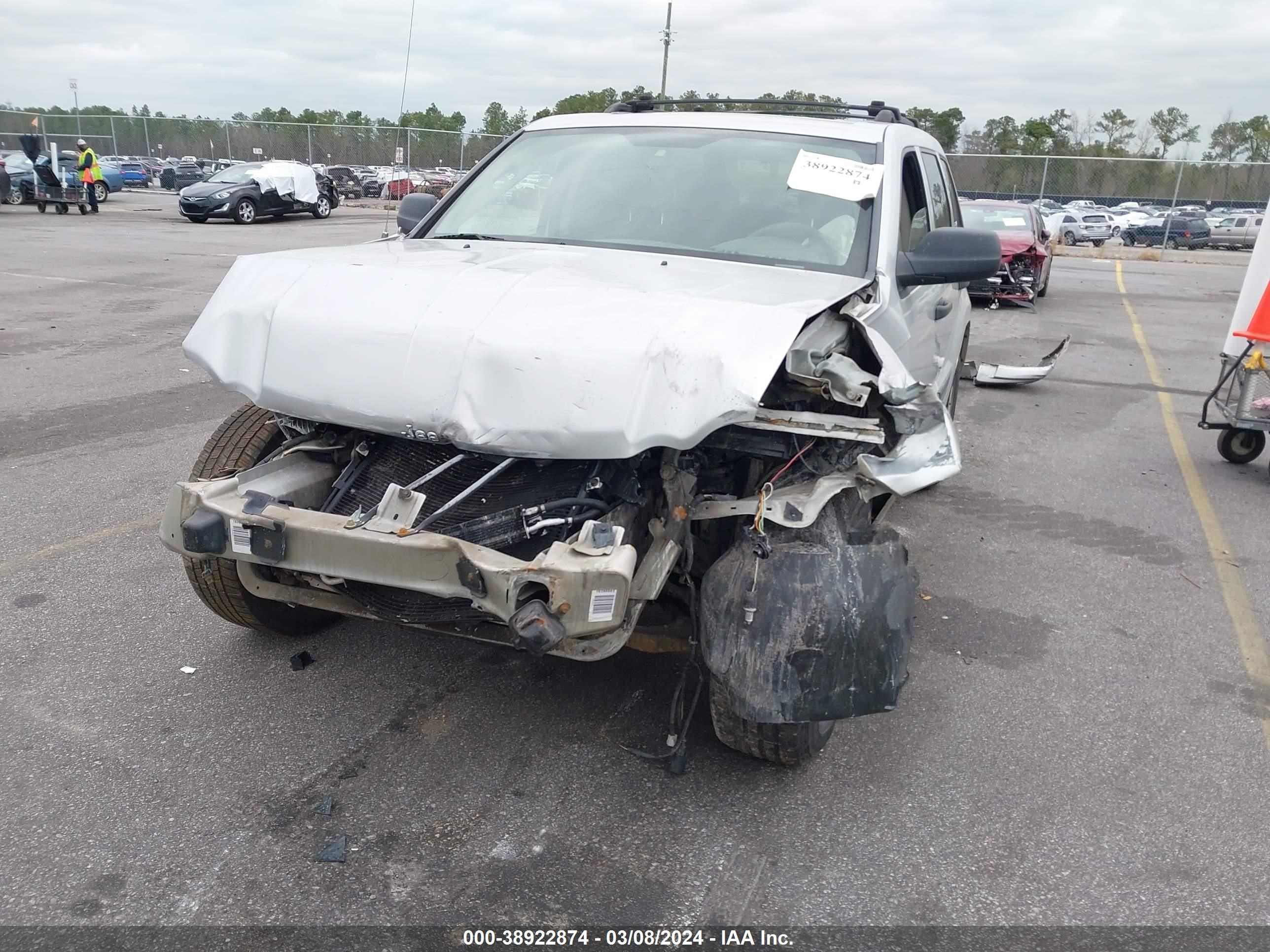 Photo 5 VIN: 1J4GR48K26C109644 - JEEP GRAND CHEROKEE 