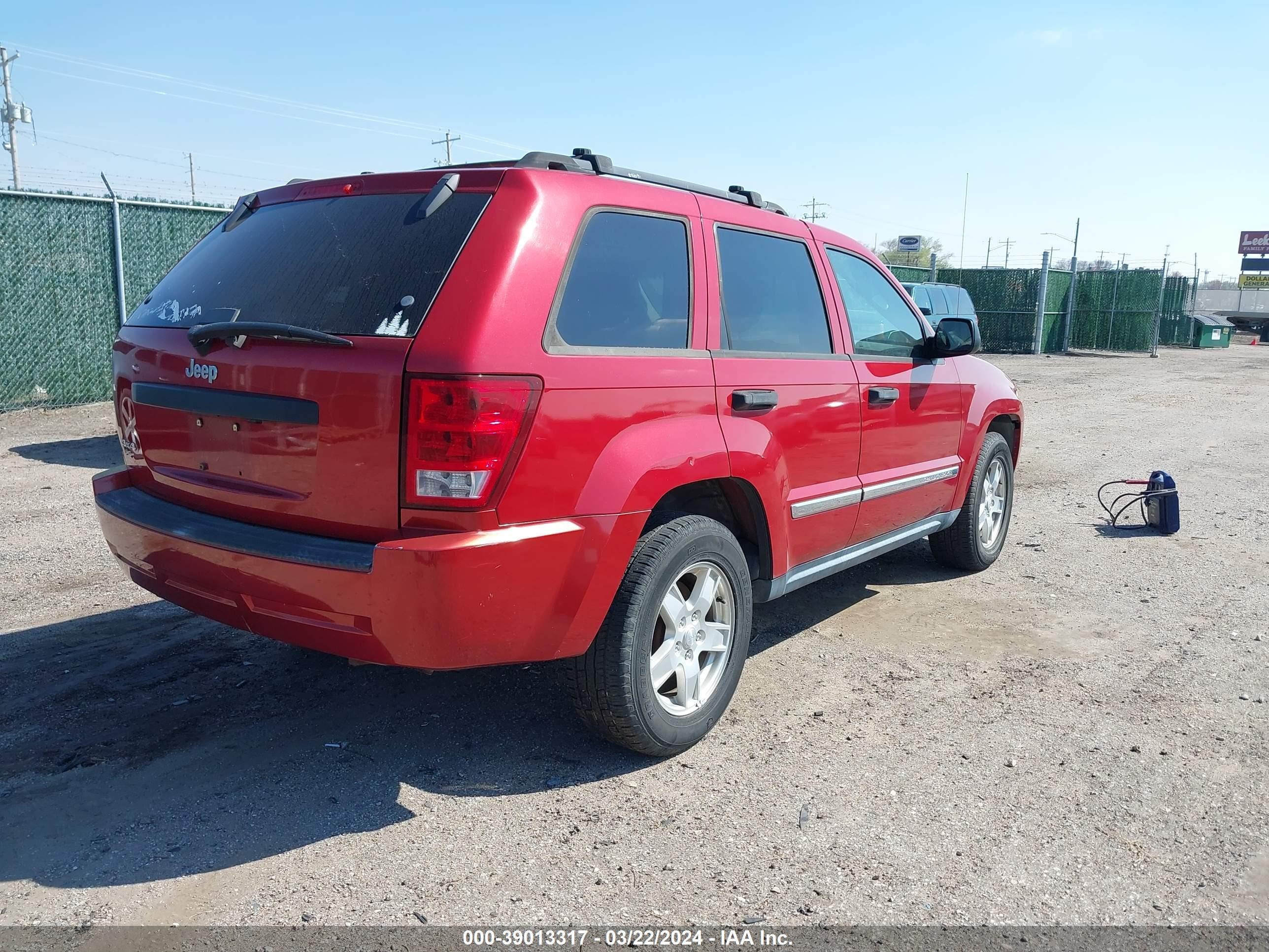 Photo 3 VIN: 1J4GR48K35C653679 - JEEP GRAND CHEROKEE 