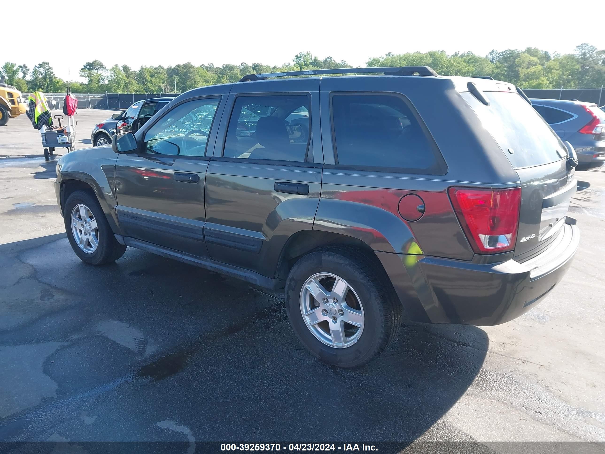 Photo 2 VIN: 1J4GR48K45C668451 - JEEP GRAND CHEROKEE 