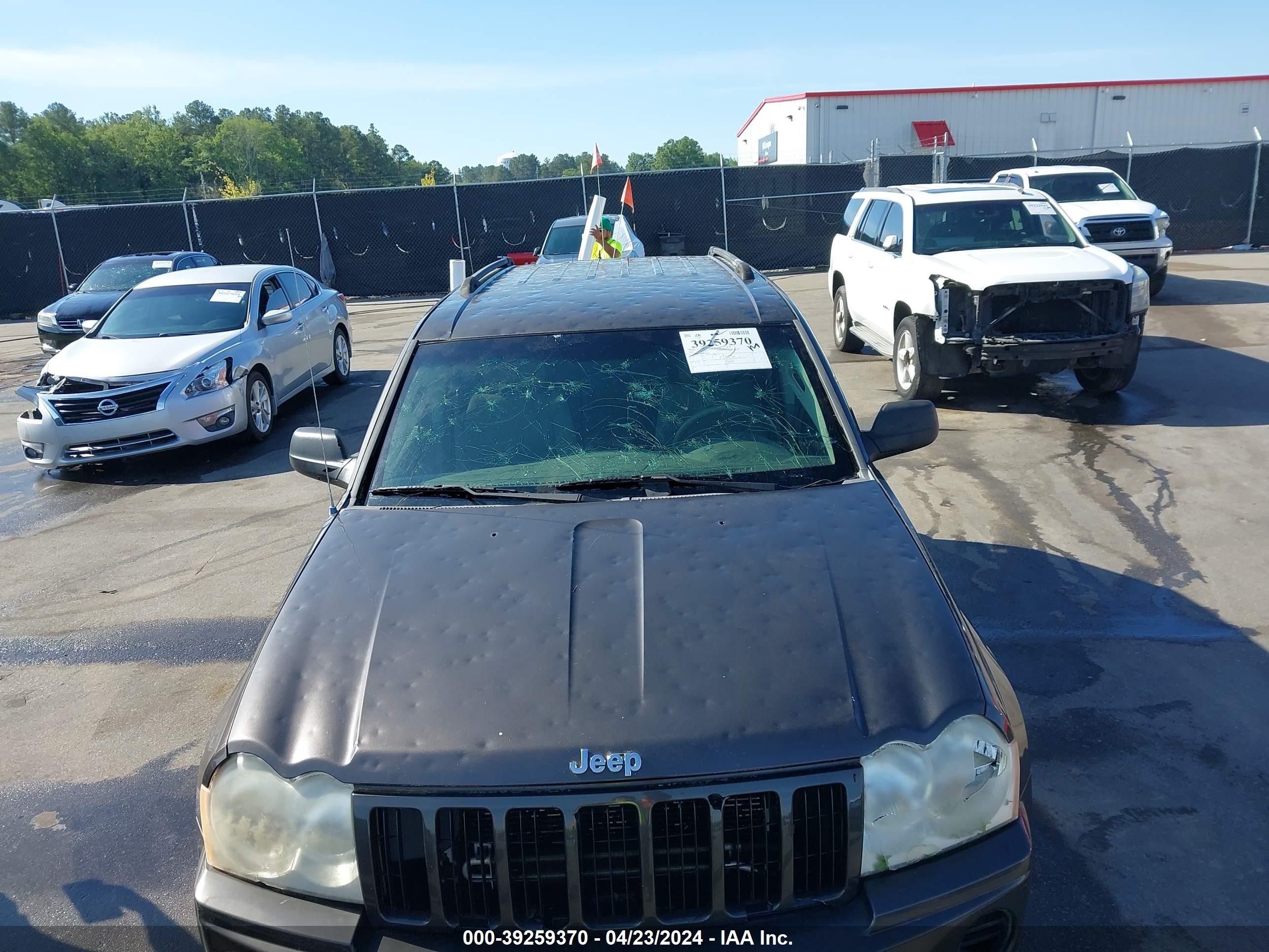 Photo 5 VIN: 1J4GR48K45C668451 - JEEP GRAND CHEROKEE 