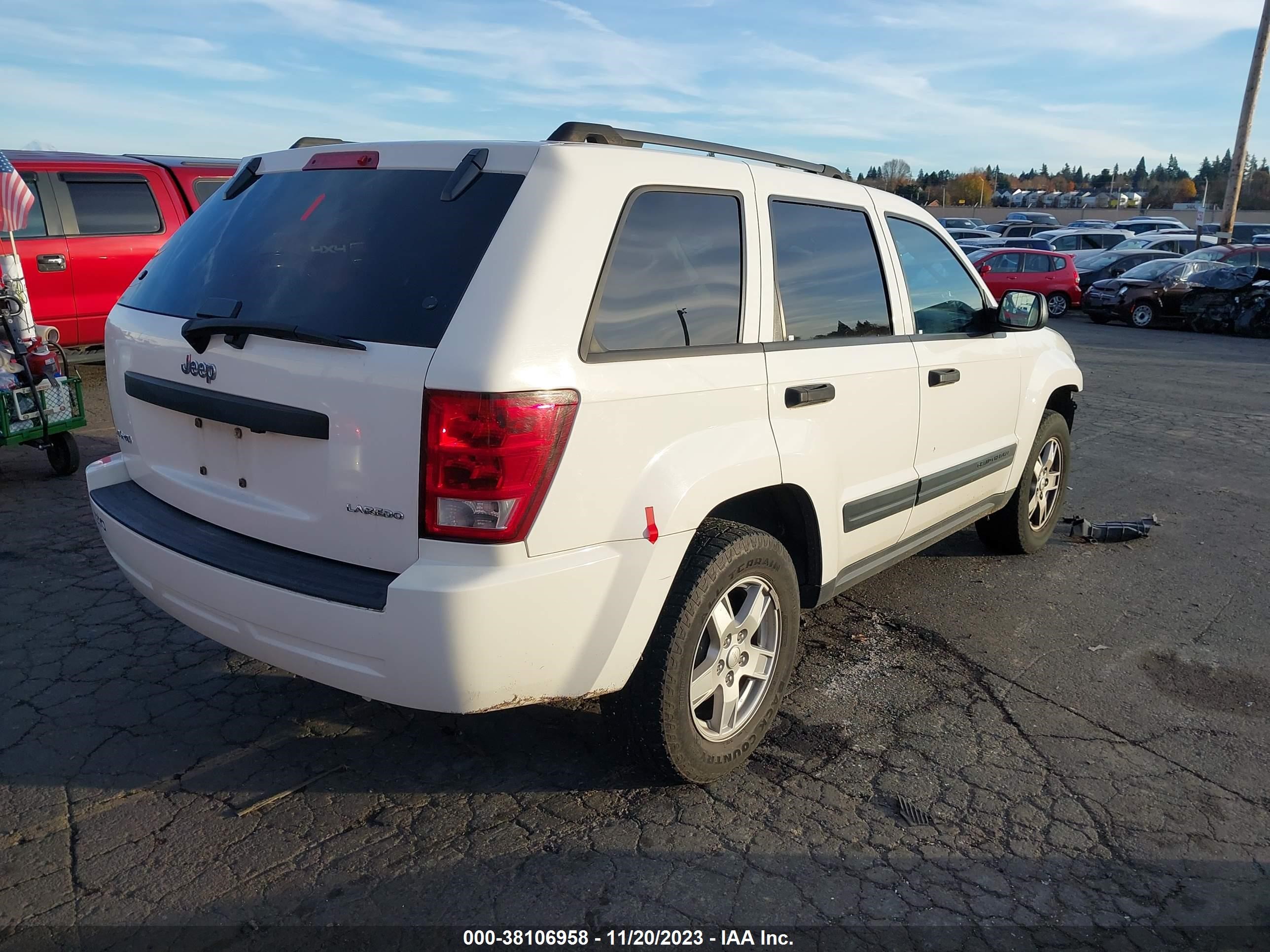 Photo 3 VIN: 1J4GR48K55C580427 - JEEP GRAND CHEROKEE 