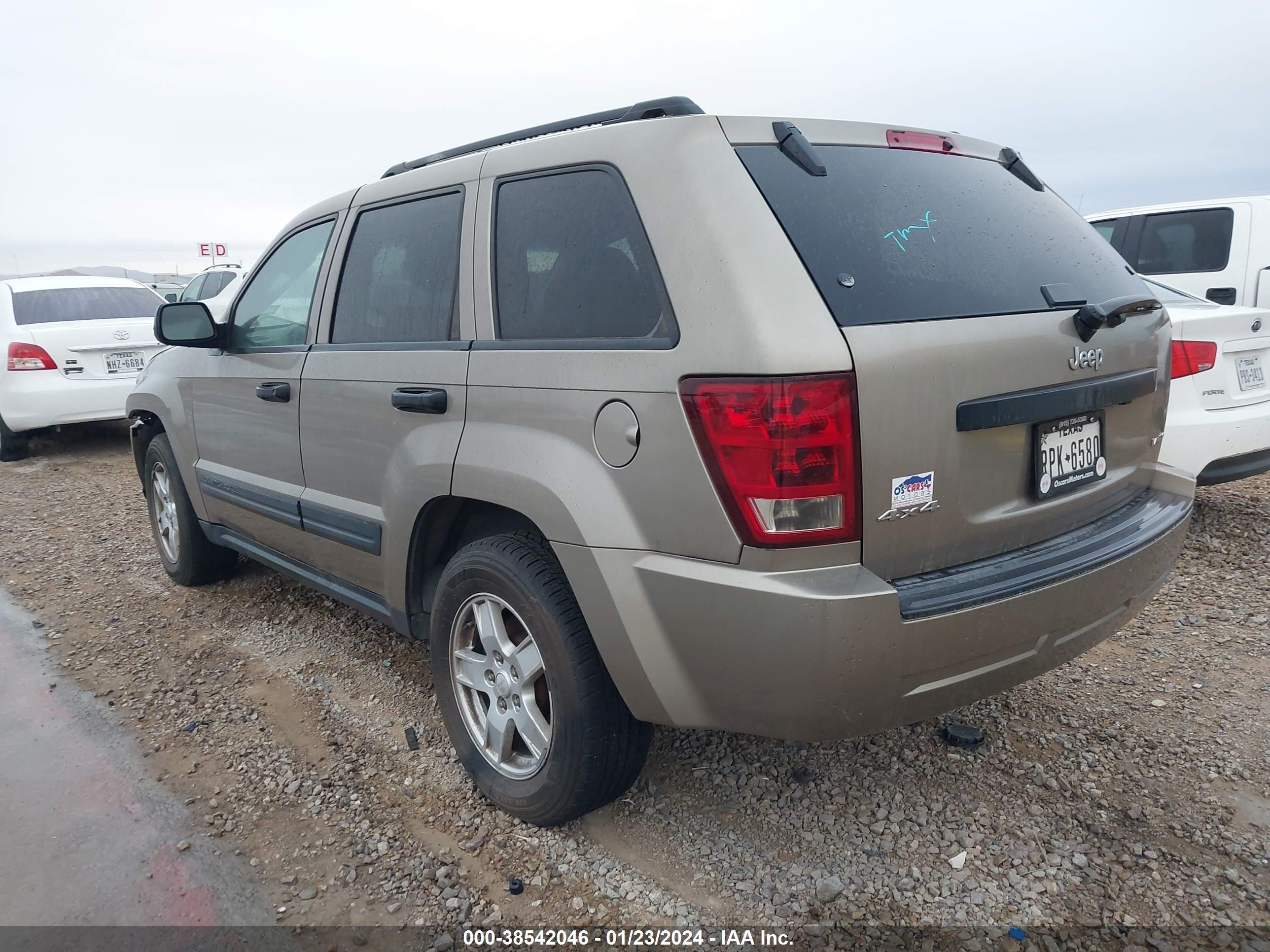 Photo 2 VIN: 1J4GR48K65C555150 - JEEP GRAND CHEROKEE 