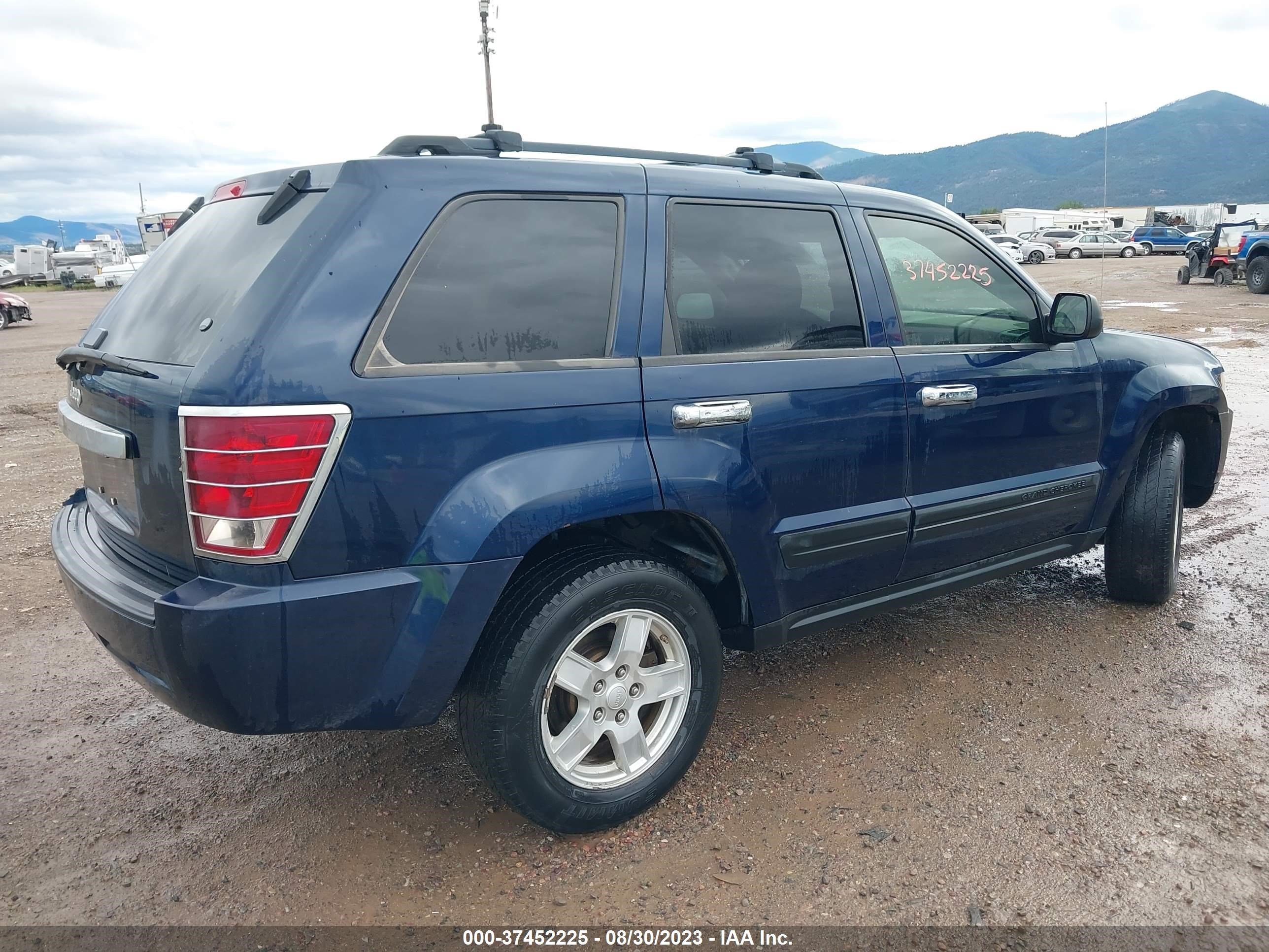 Photo 3 VIN: 1J4GR48K76C141117 - JEEP GRAND CHEROKEE 