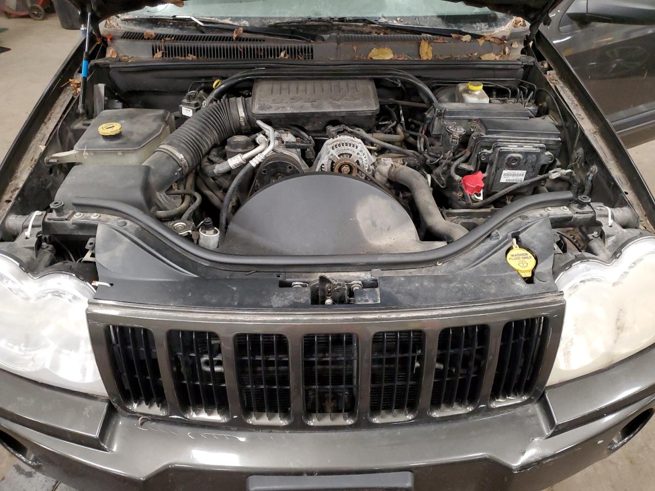 Photo 10 VIN: 1J4GR48K95C601554 - JEEP GRAND CHEROKEE 