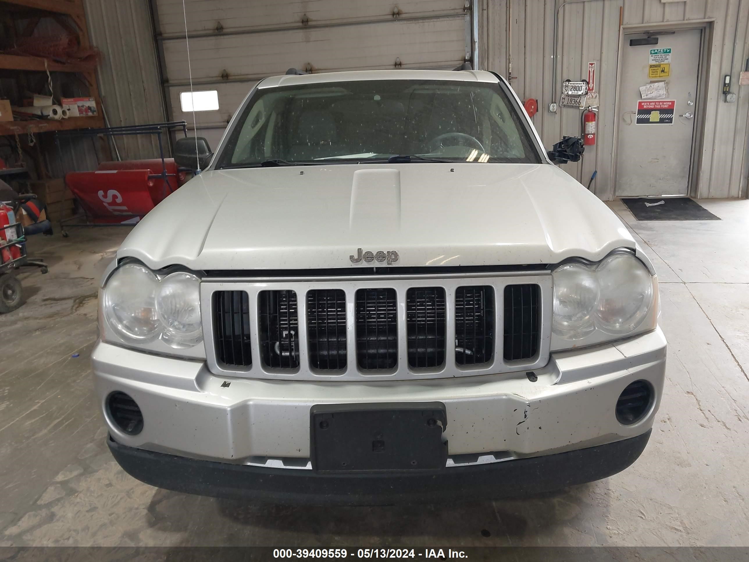 Photo 11 VIN: 1J4GR48KX5C600848 - JEEP GRAND CHEROKEE 