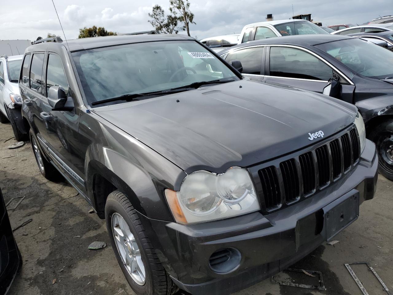 Photo 3 VIN: 1J4GS48K25C541850 - JEEP GRAND CHEROKEE 