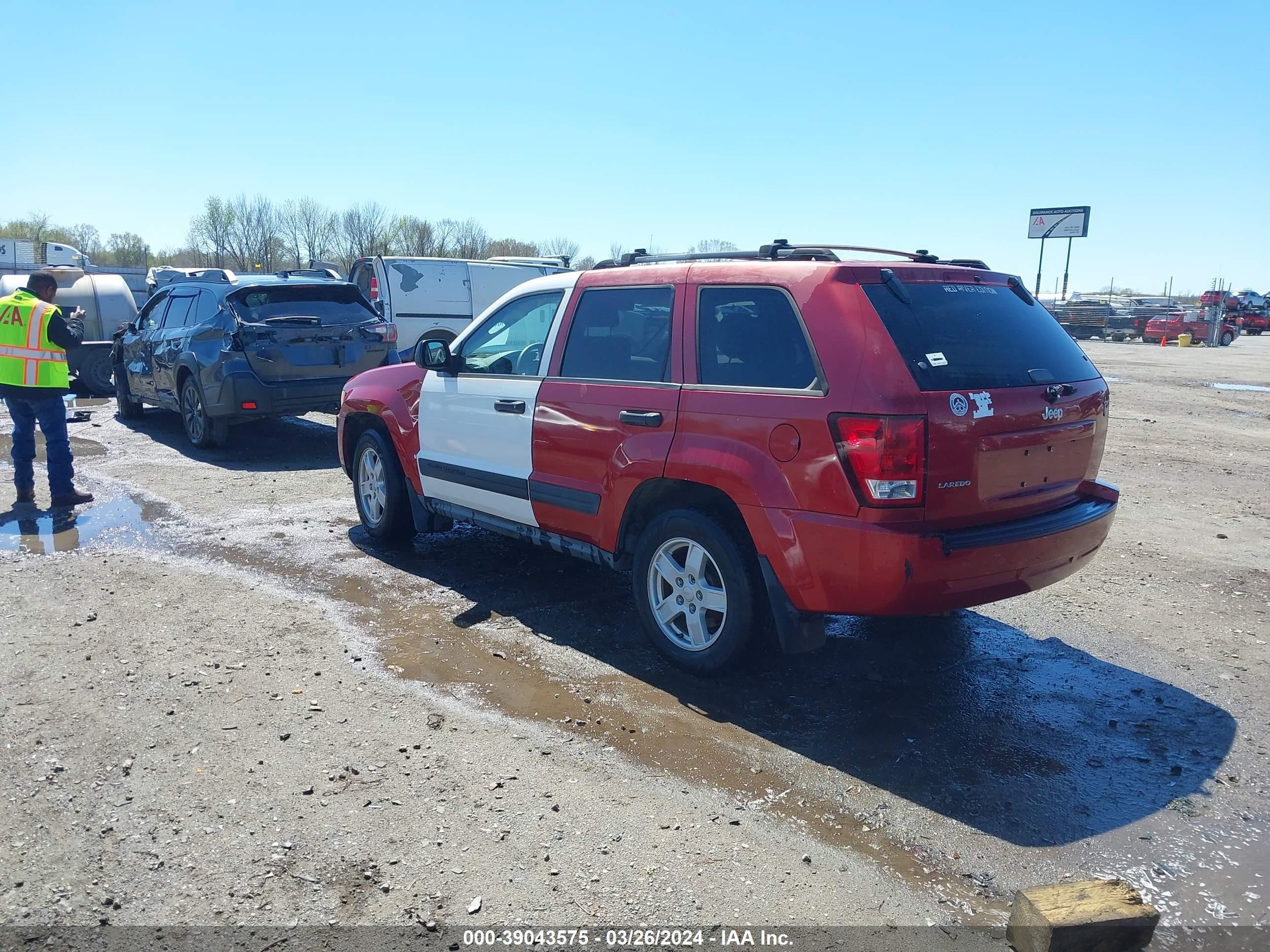 Photo 2 VIN: 1J4GS48K46C111657 - JEEP GRAND CHEROKEE 