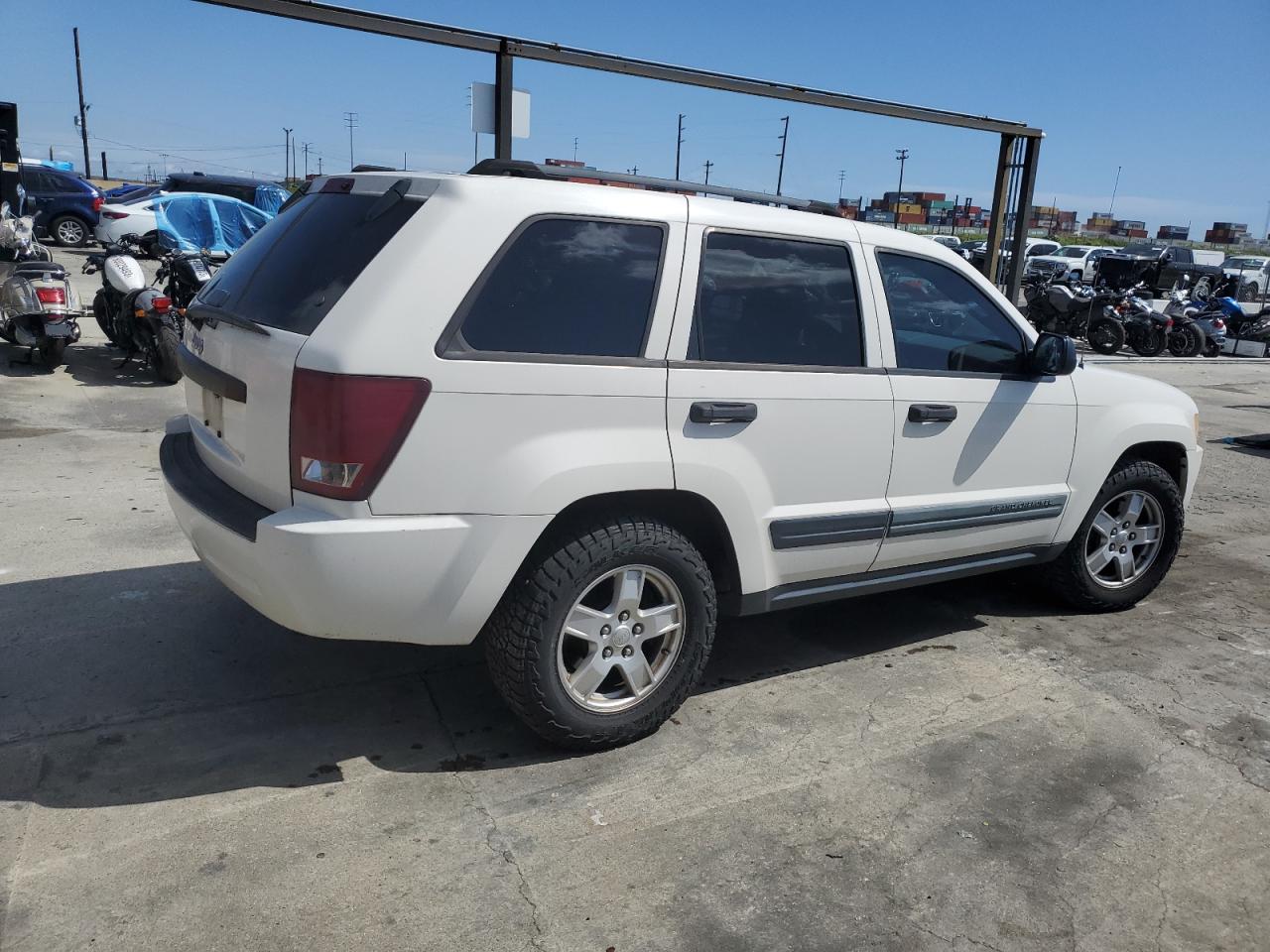 Photo 2 VIN: 1J4GS48K75C504051 - JEEP GRAND CHEROKEE 