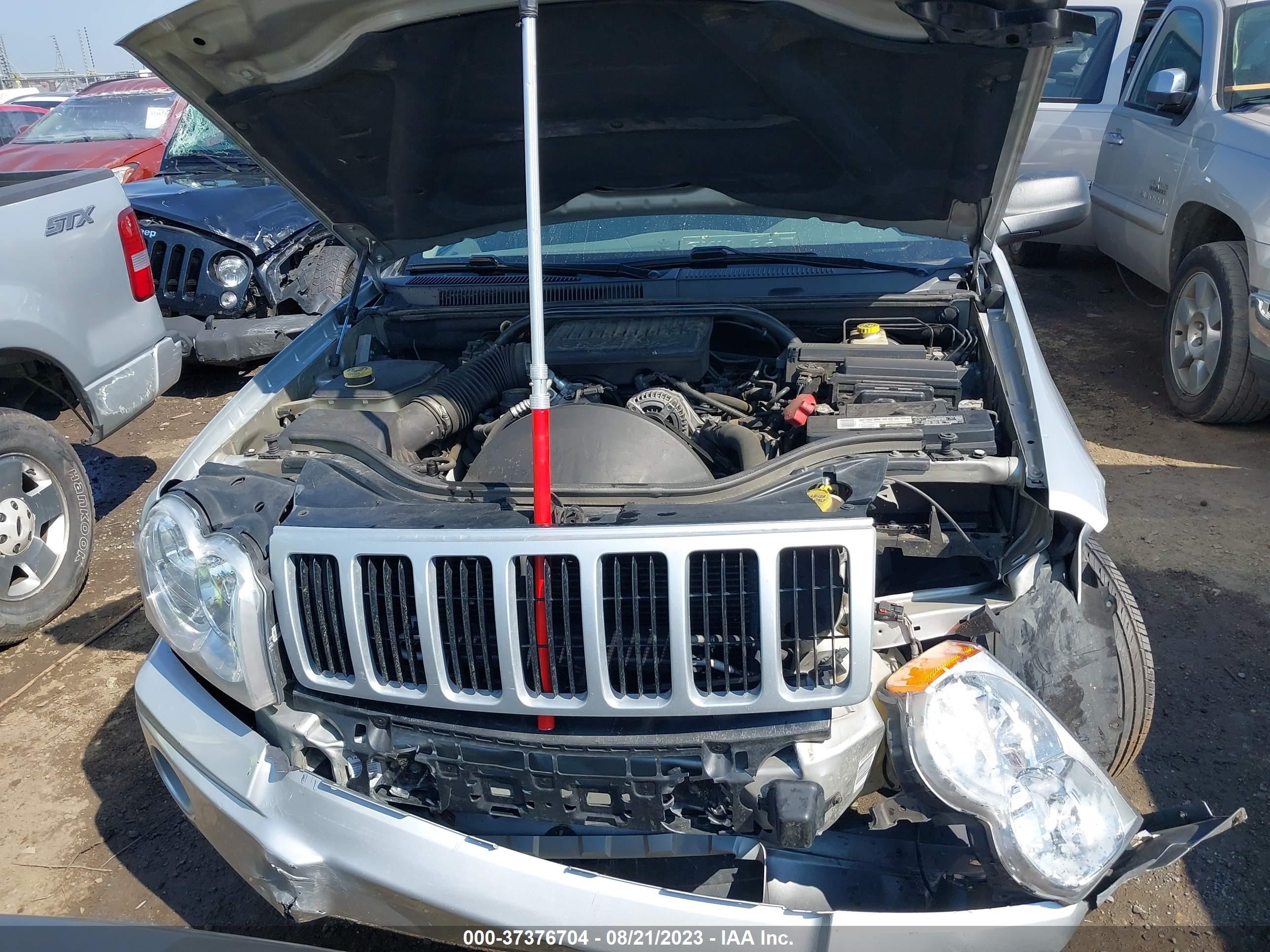 Photo 9 VIN: 1J4GS48K95C656798 - JEEP GRAND CHEROKEE 