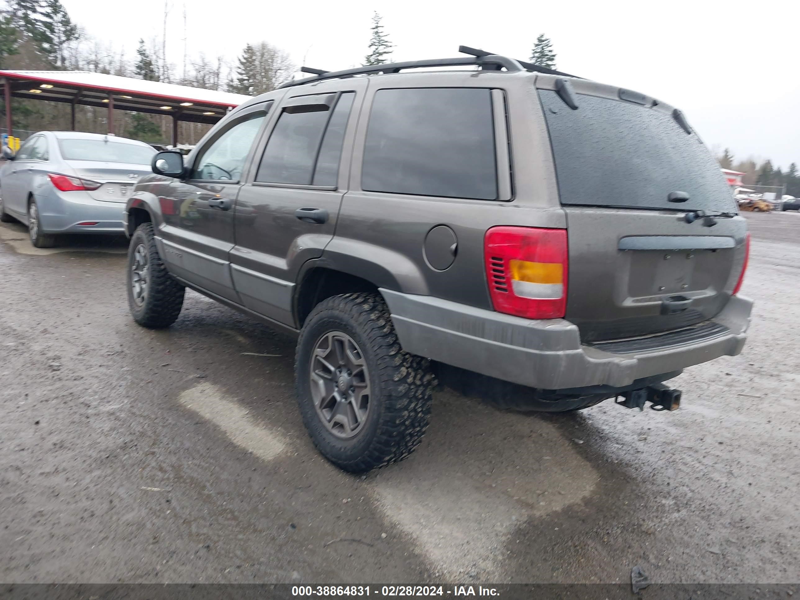 Photo 2 VIN: 1J4GW48N1YC159991 - JEEP GRAND CHEROKEE 