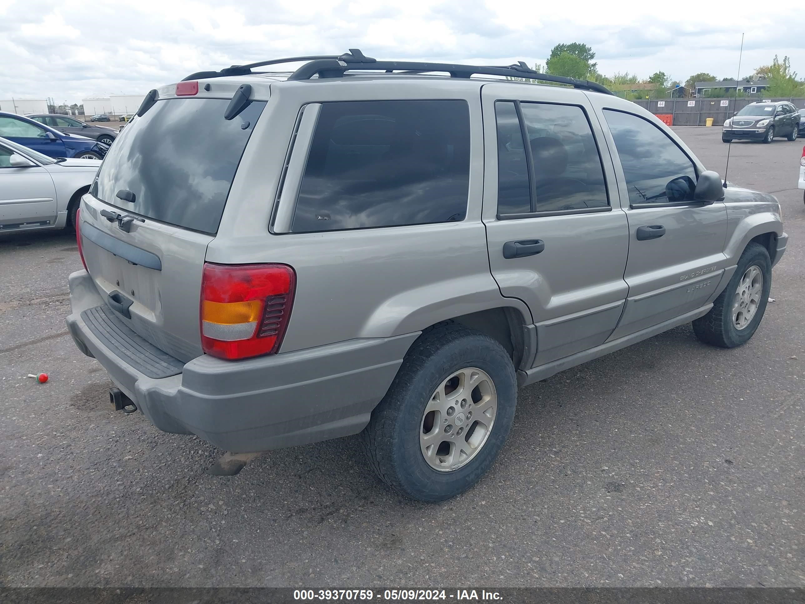 Photo 3 VIN: 1J4GW48NXYC223381 - JEEP GRAND CHEROKEE 