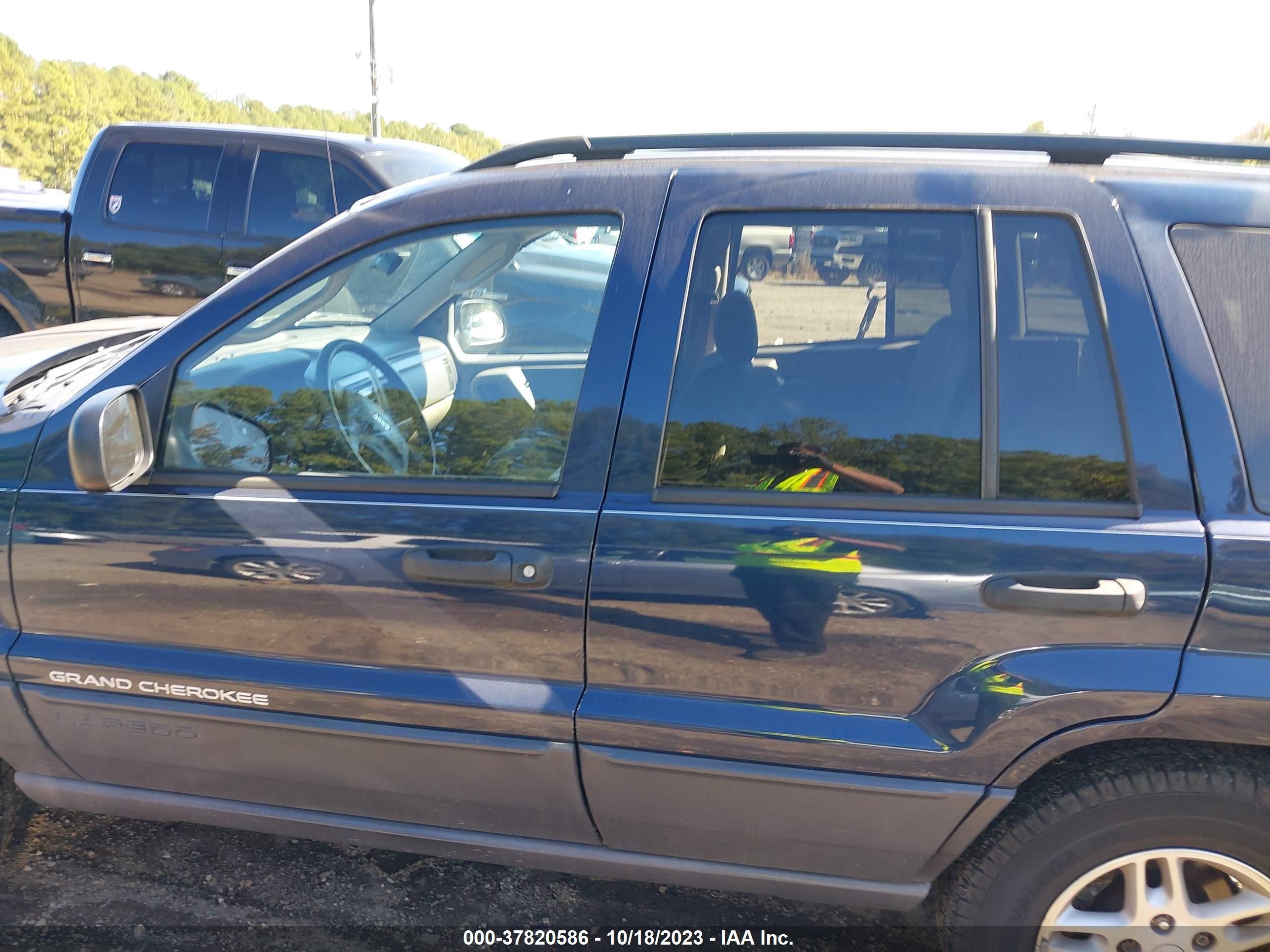 Photo 13 VIN: 1J4GW48S54C202275 - JEEP GRAND CHEROKEE 