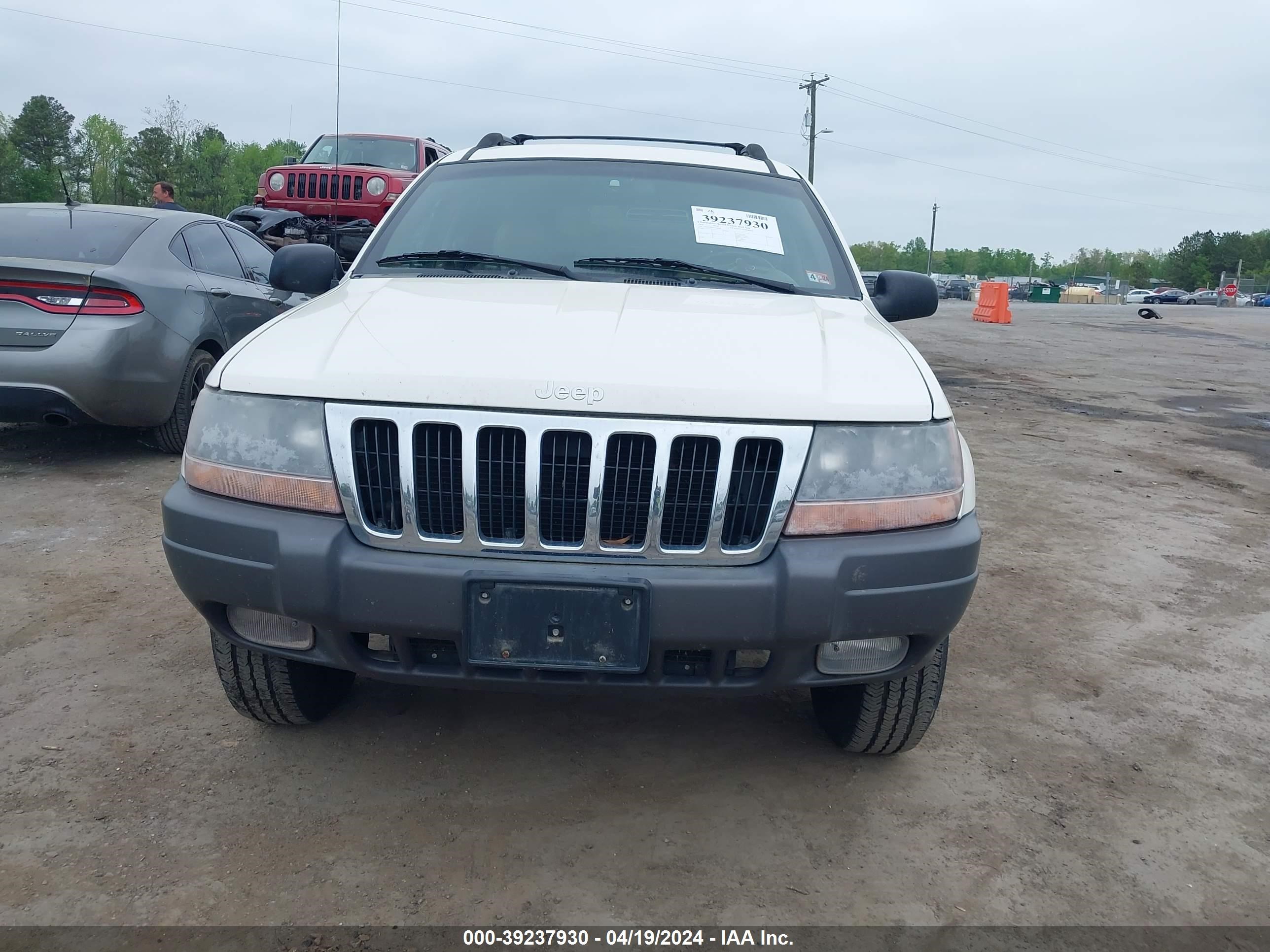 Photo 5 VIN: 1J4GW48S61C528548 - JEEP GRAND CHEROKEE 