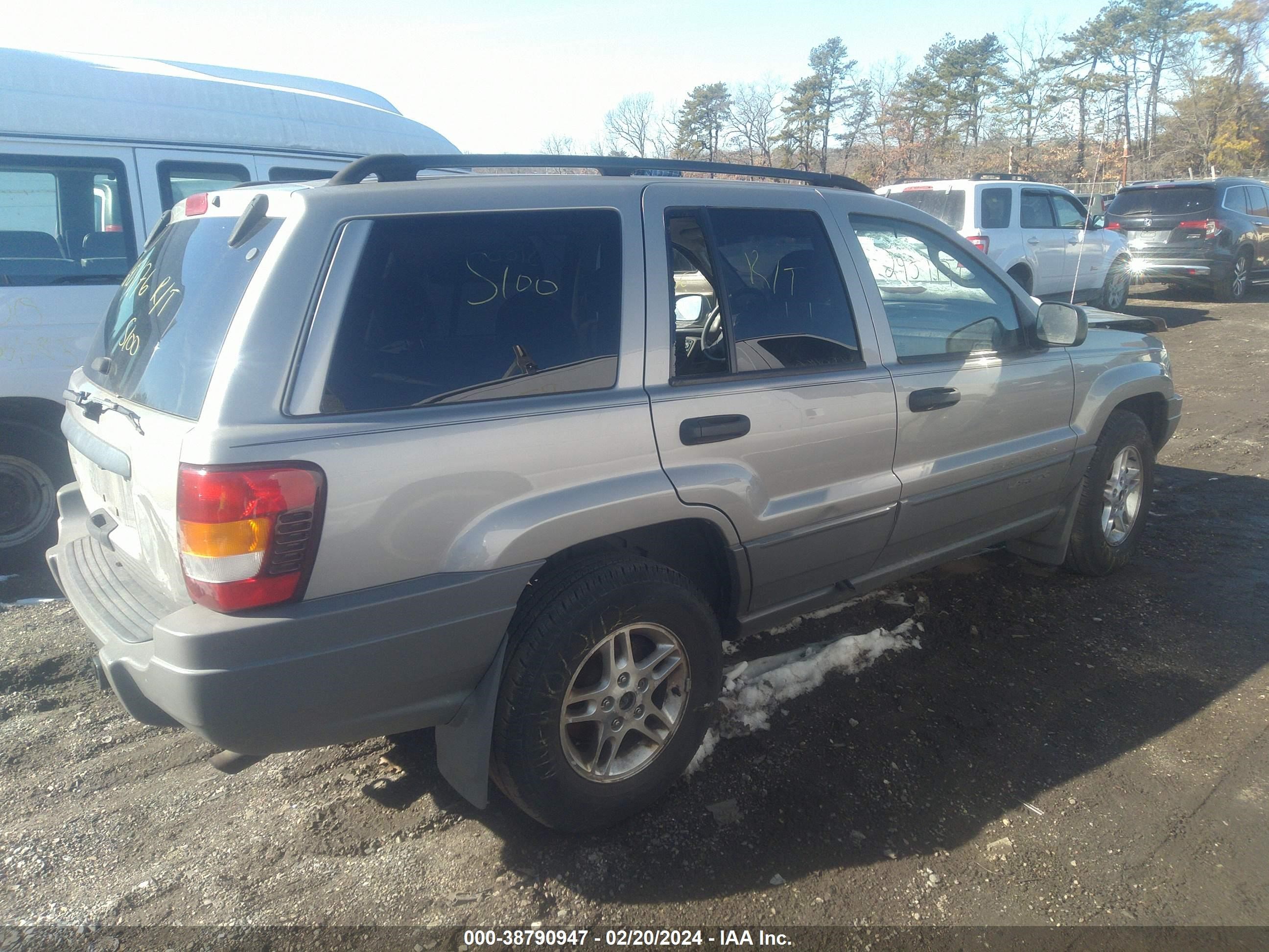 Photo 3 VIN: 1J4GW48S62C175360 - JEEP GRAND CHEROKEE 