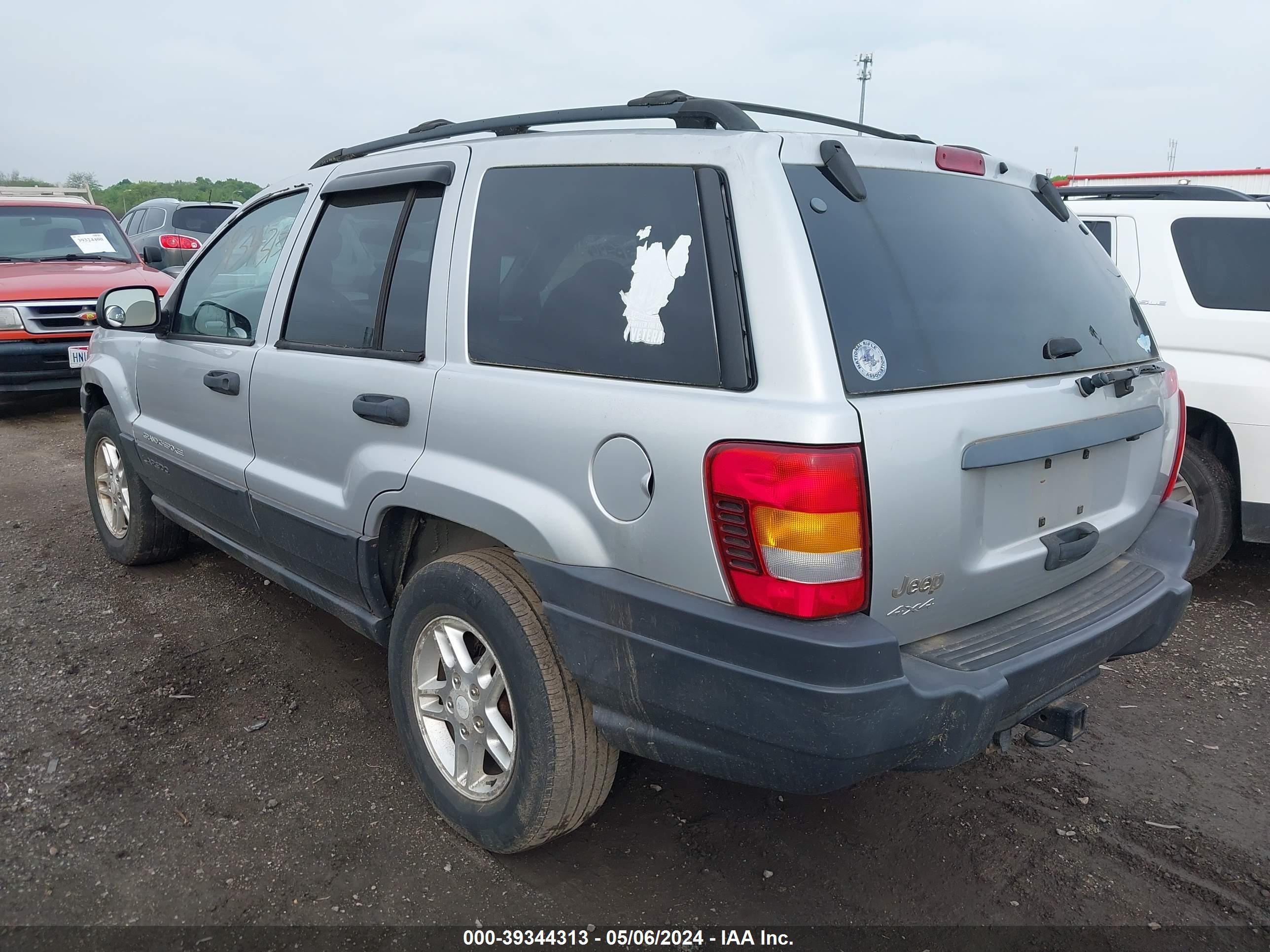 Photo 2 VIN: 1J4GW48S63C543022 - JEEP GRAND CHEROKEE 