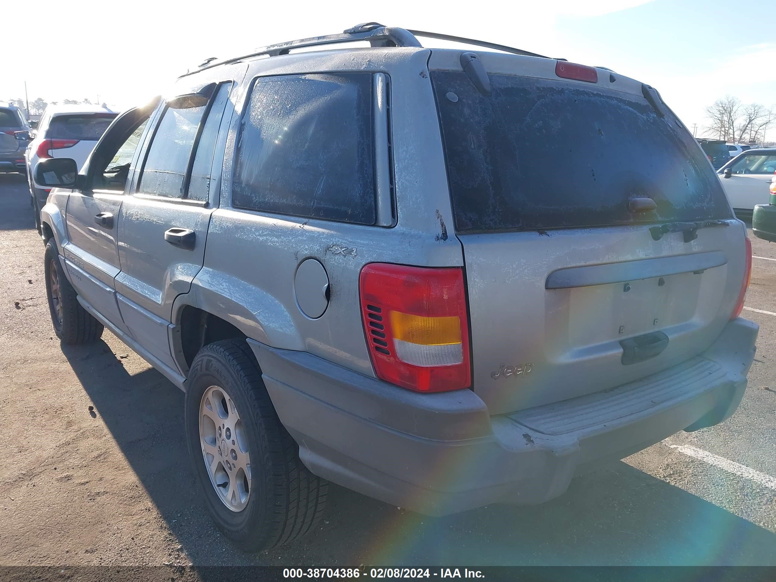 Photo 2 VIN: 1J4GW48SXYC152351 - JEEP GRAND CHEROKEE 