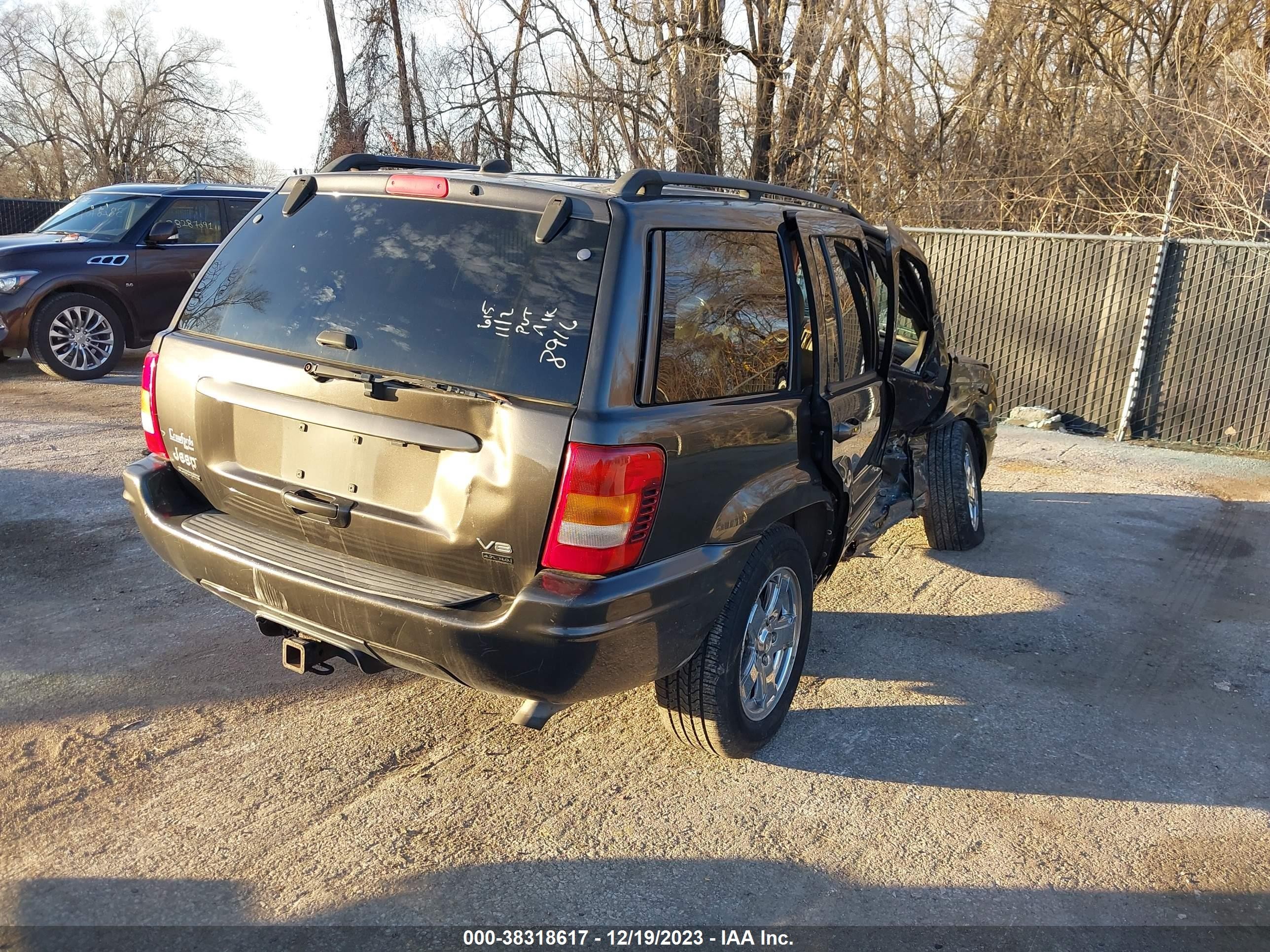 Photo 3 VIN: 1J4GW58J64C368916 - JEEP GRAND CHEROKEE 