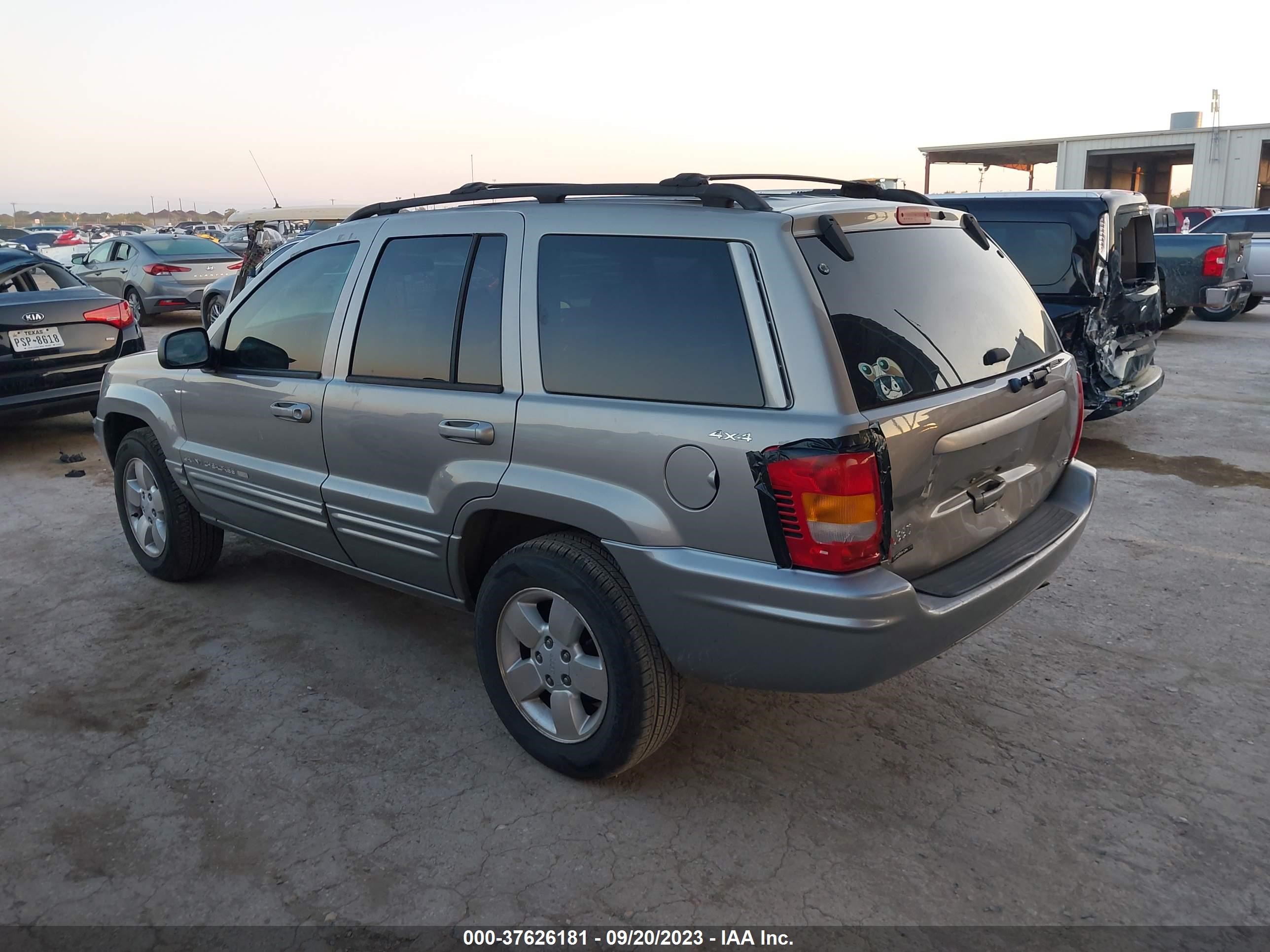 Photo 2 VIN: 1J4GW58N11C514377 - JEEP GRAND CHEROKEE 