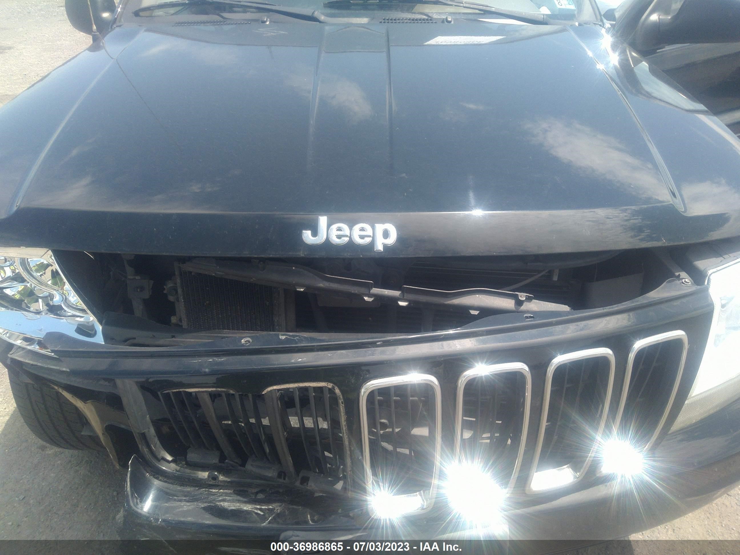 Photo 9 VIN: 1J4GW58N92C157290 - JEEP GRAND CHEROKEE 