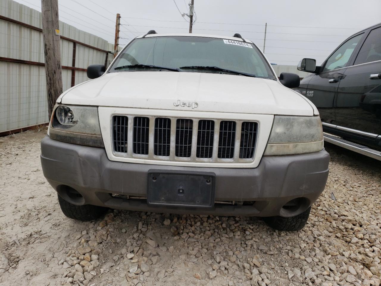 Photo 4 VIN: 1J4GX48S04C348340 - JEEP GRAND CHEROKEE 