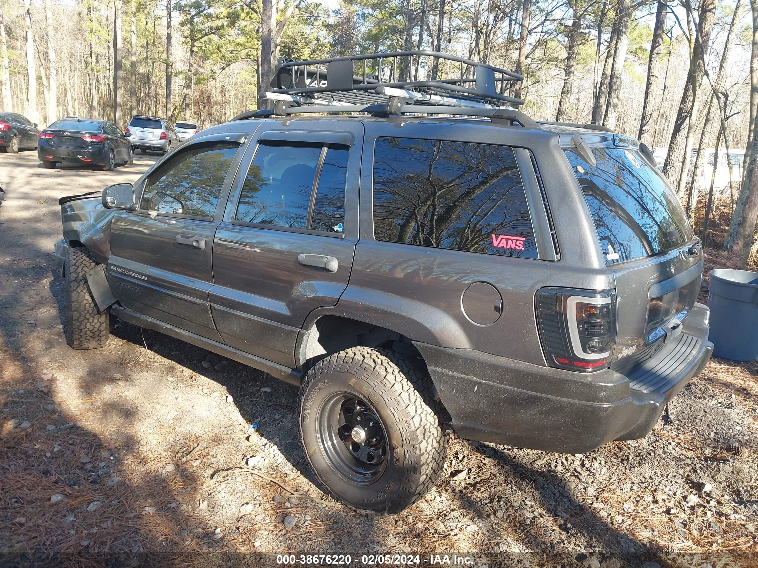 Photo 2 VIN: 1J4GX48S22C172520 - JEEP GRAND CHEROKEE 