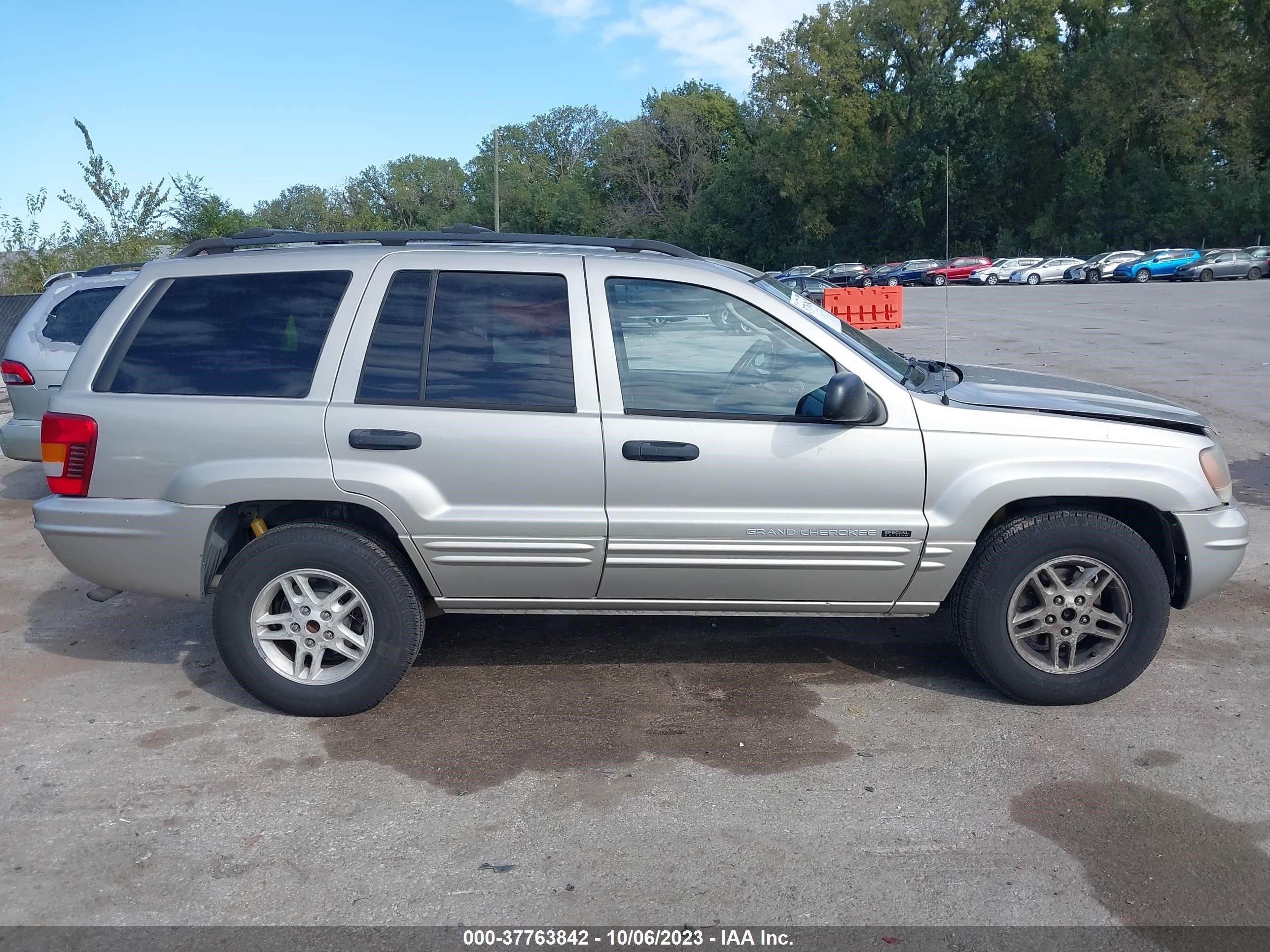 Photo 12 VIN: 1J4GX48S34C268630 - JEEP GRAND CHEROKEE 