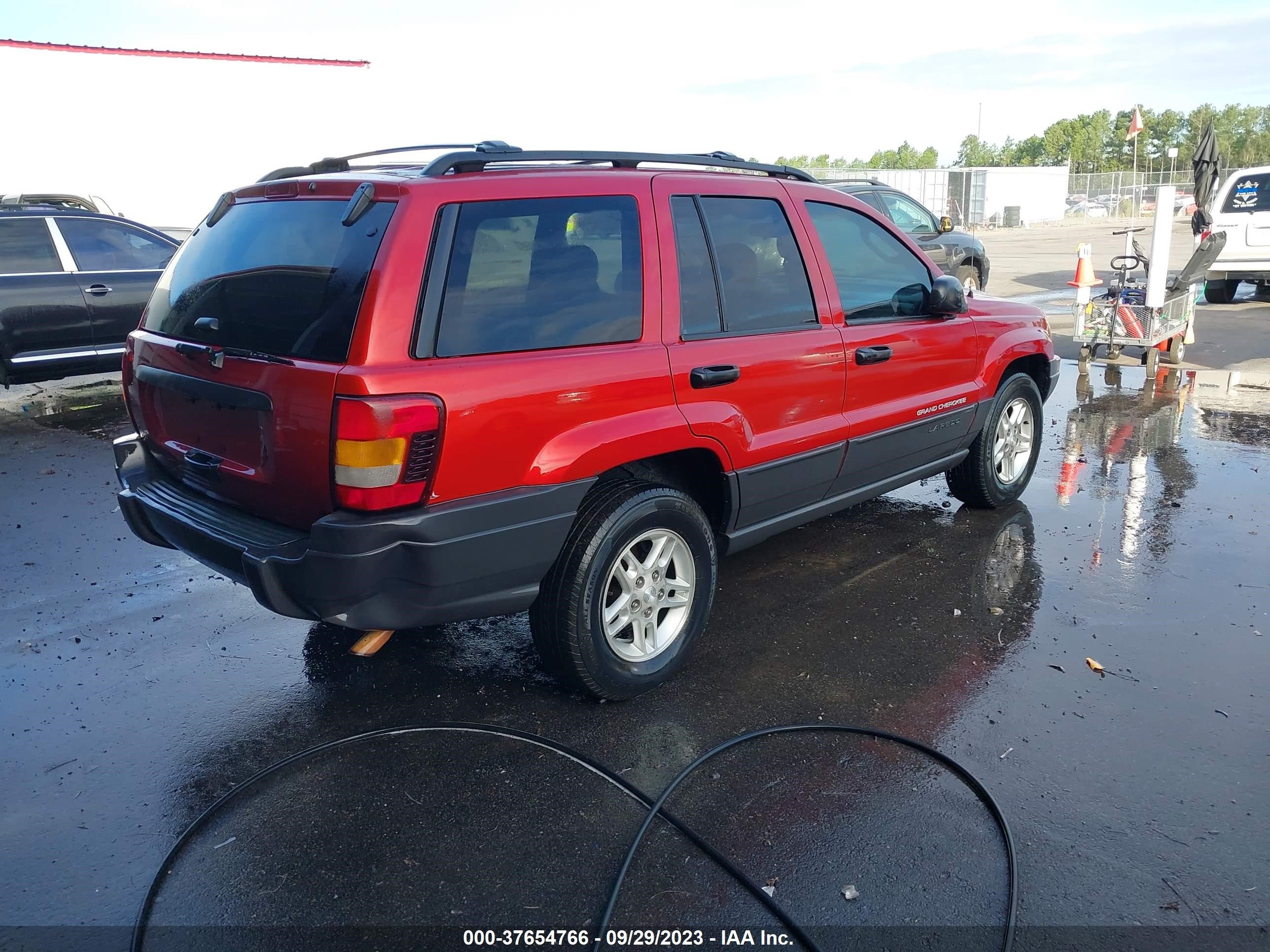 Photo 3 VIN: 1J4GX48S43C614764 - JEEP GRAND CHEROKEE 