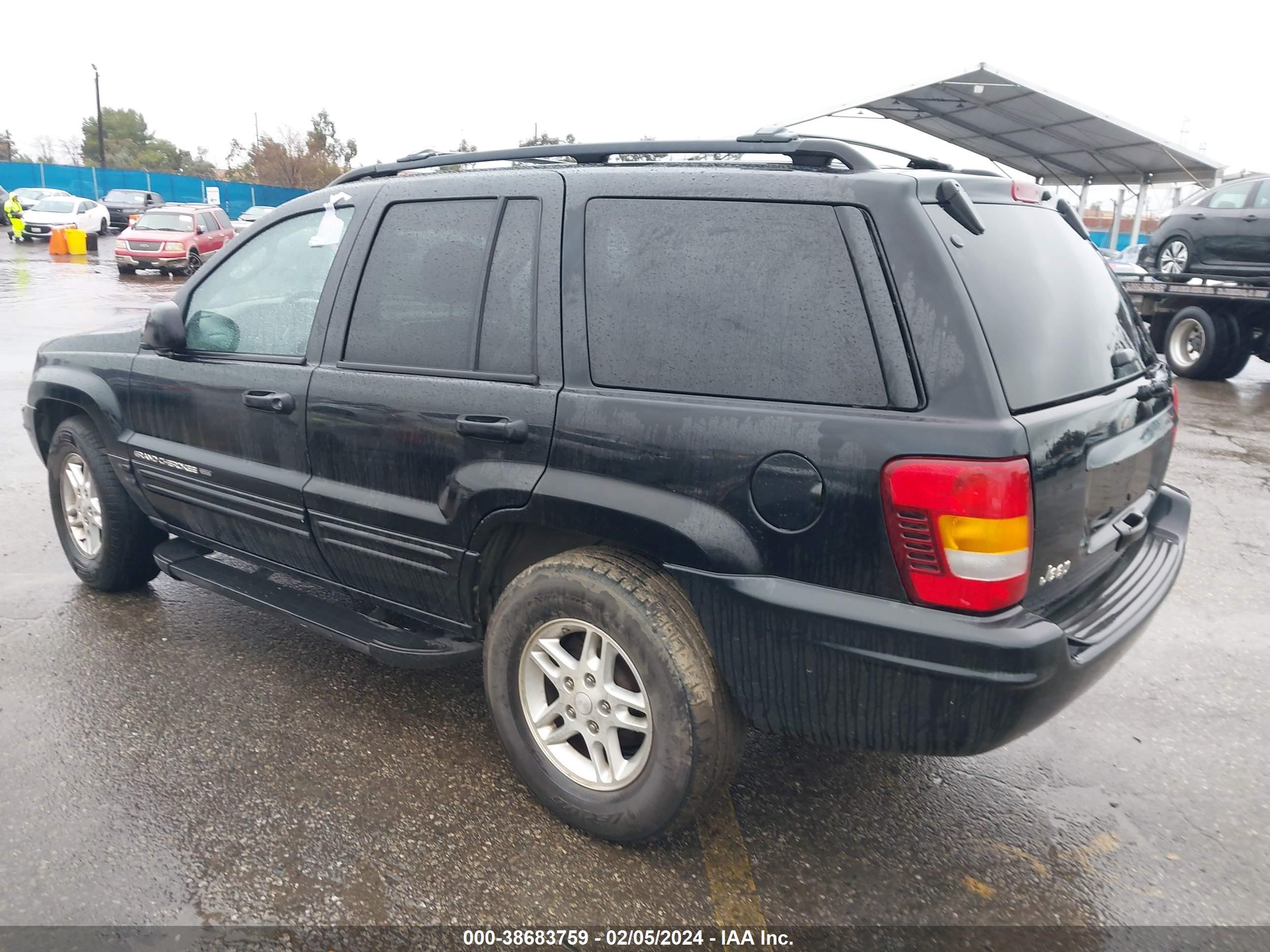 Photo 2 VIN: 1J4GX48S52C292022 - JEEP GRAND CHEROKEE 