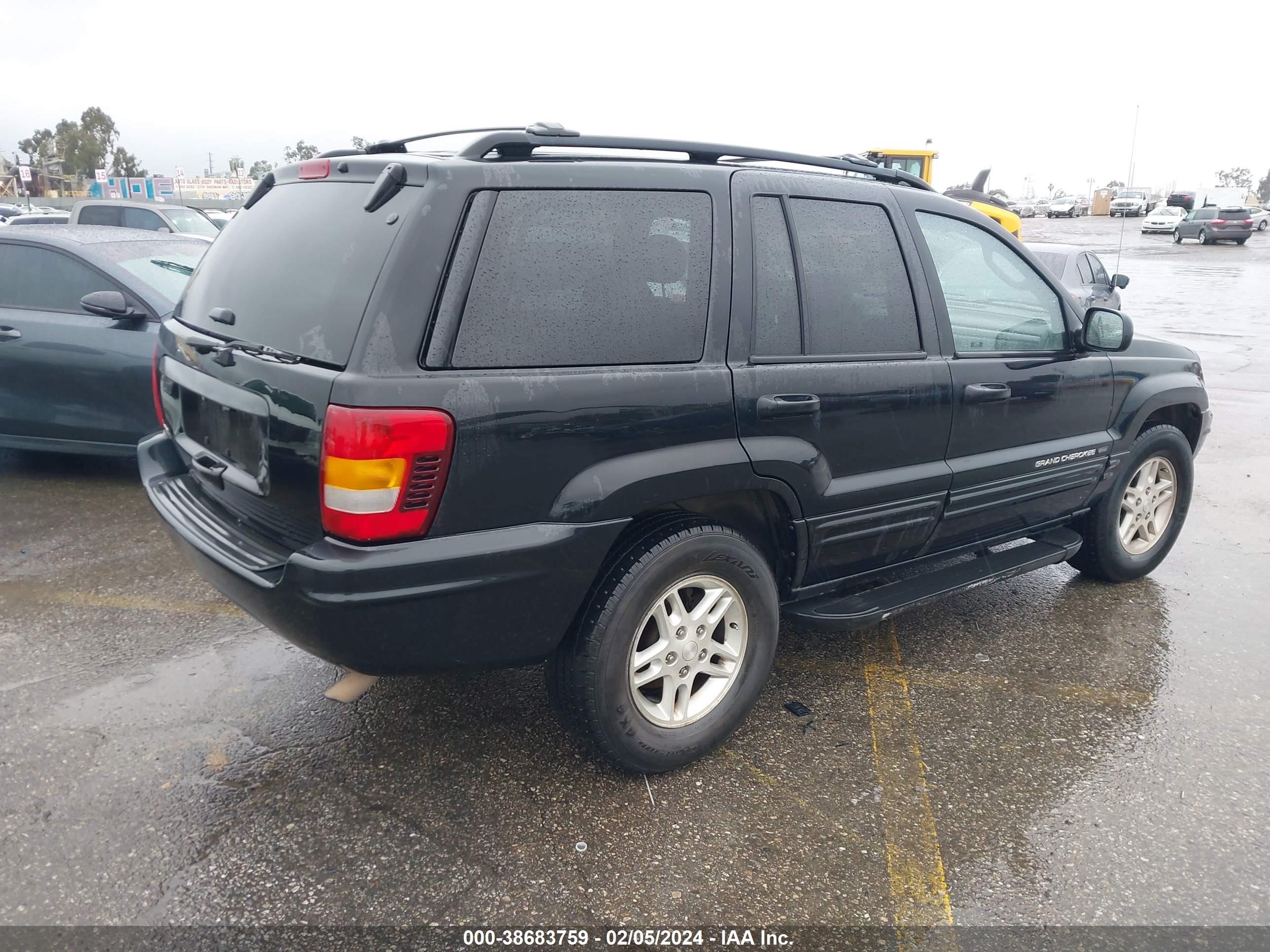 Photo 3 VIN: 1J4GX48S52C292022 - JEEP GRAND CHEROKEE 