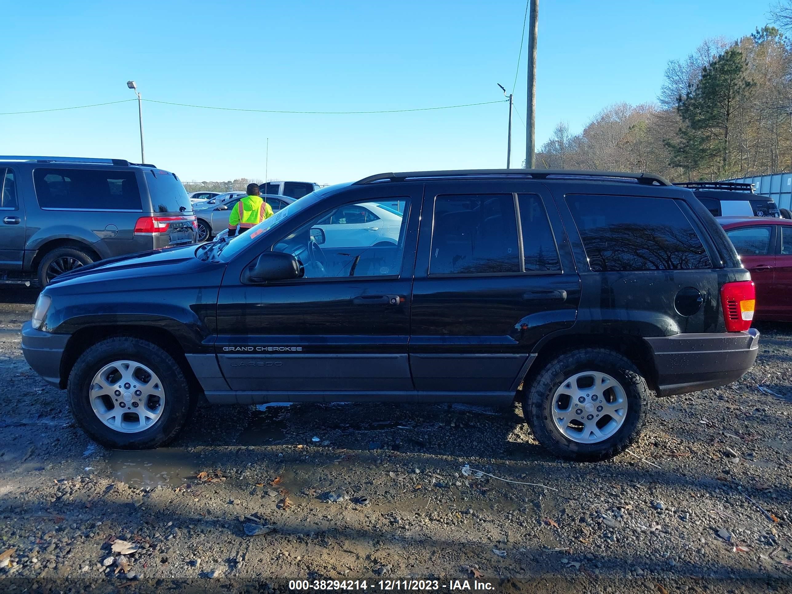 Photo 13 VIN: 1J4GX48S62C301472 - JEEP GRAND CHEROKEE 