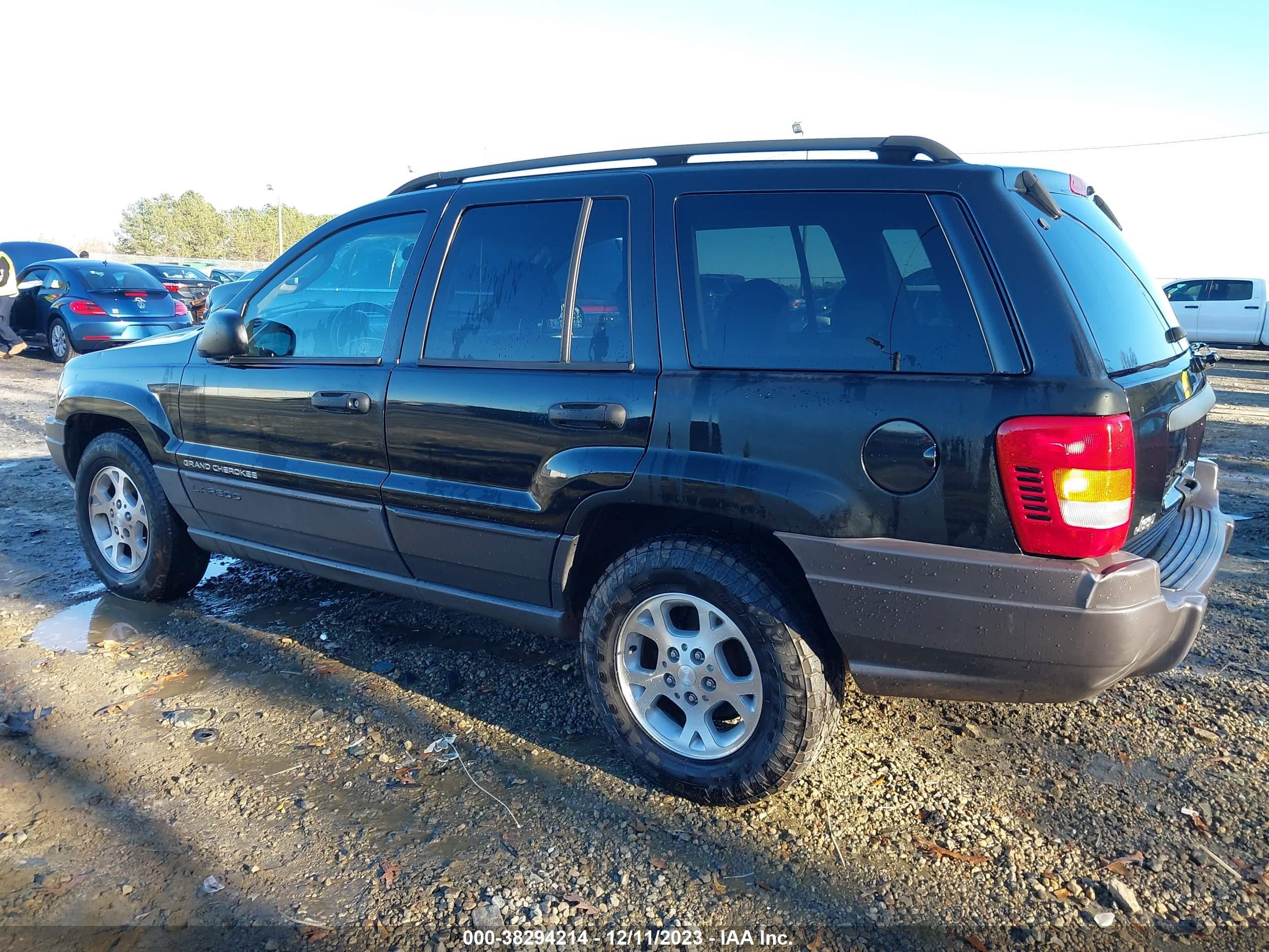 Photo 2 VIN: 1J4GX48S62C301472 - JEEP GRAND CHEROKEE 